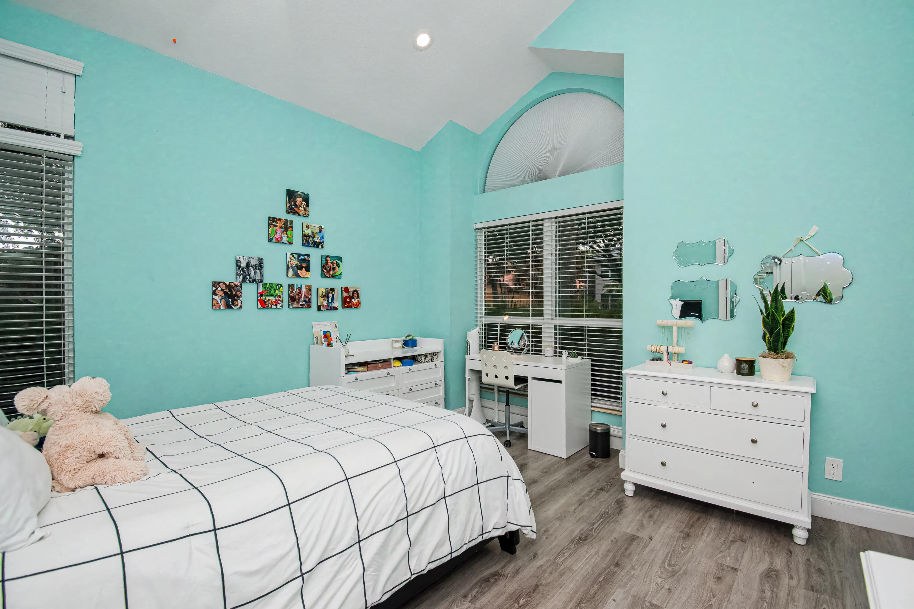 2653 NW 46th Street