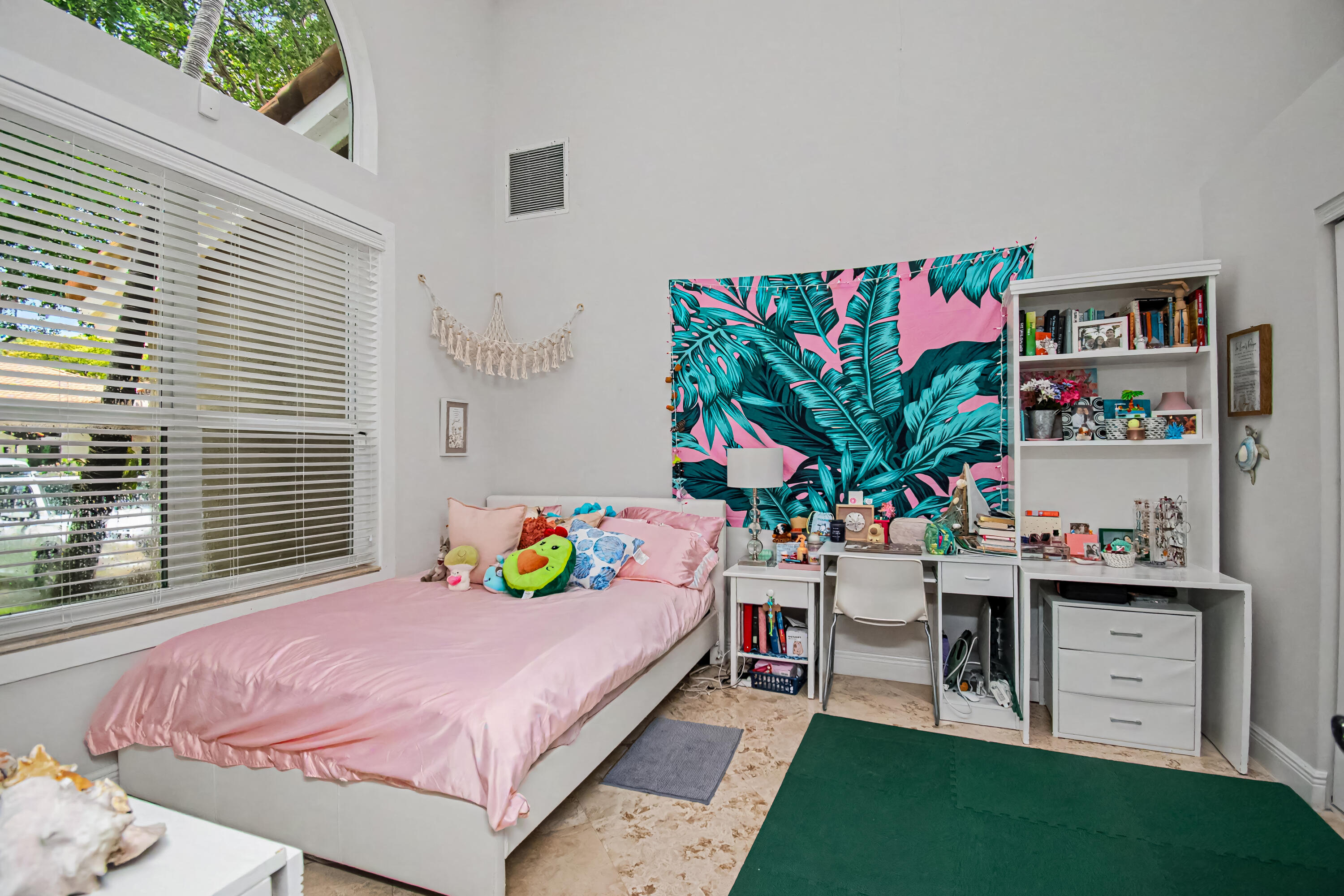 2653 NW 46th Street