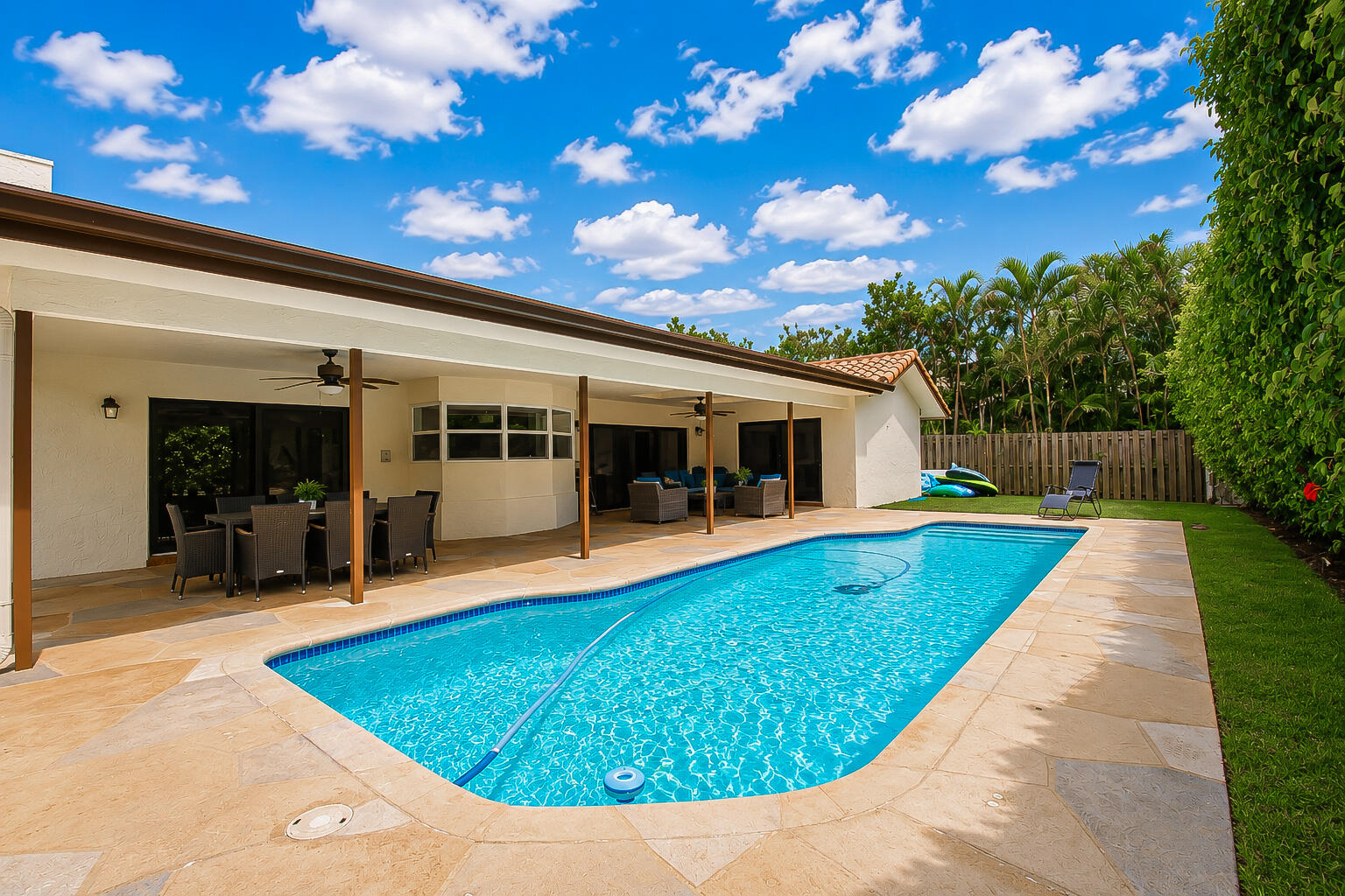 22209 Morning Glory Terrace