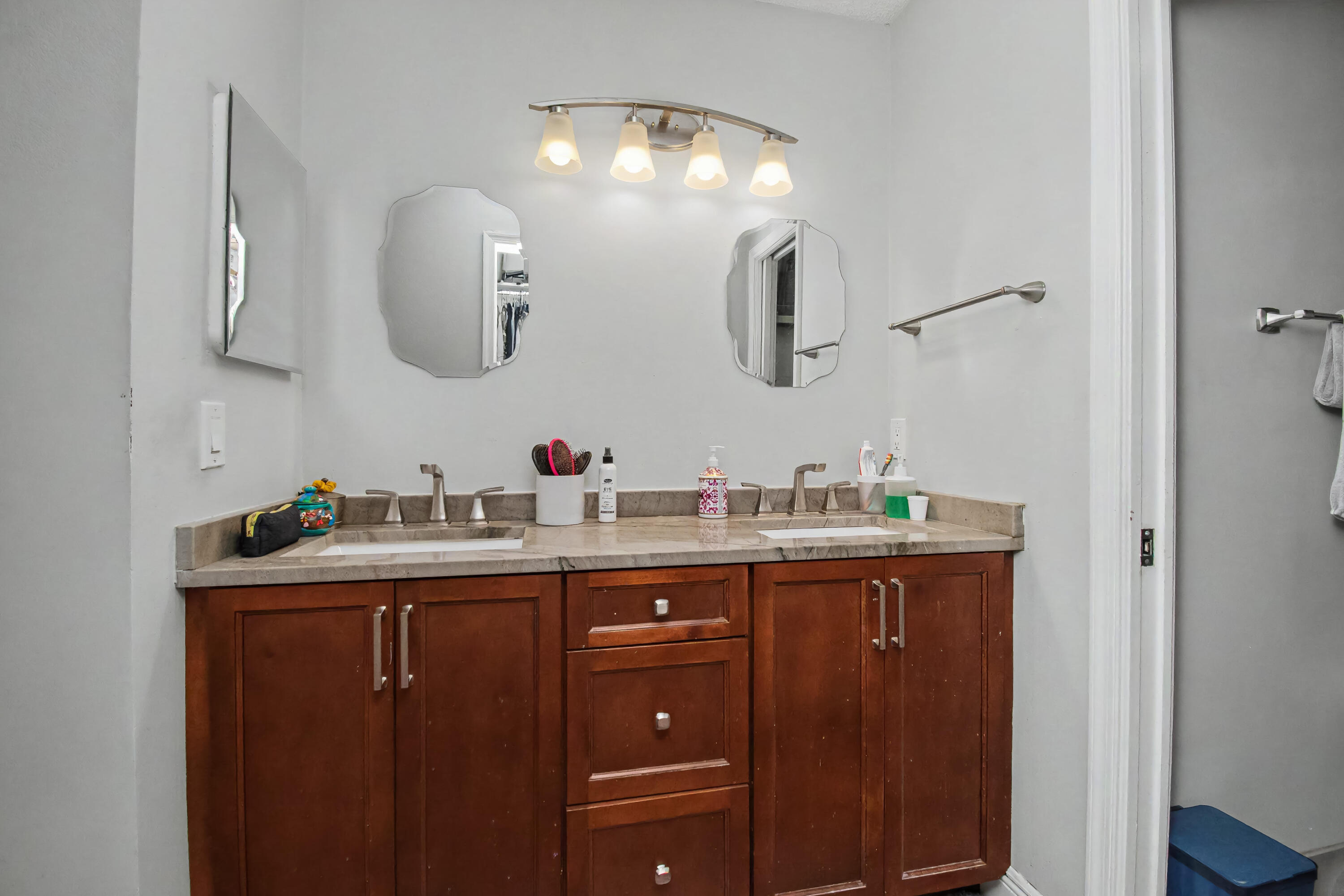 22209 Morning Glory Terrace