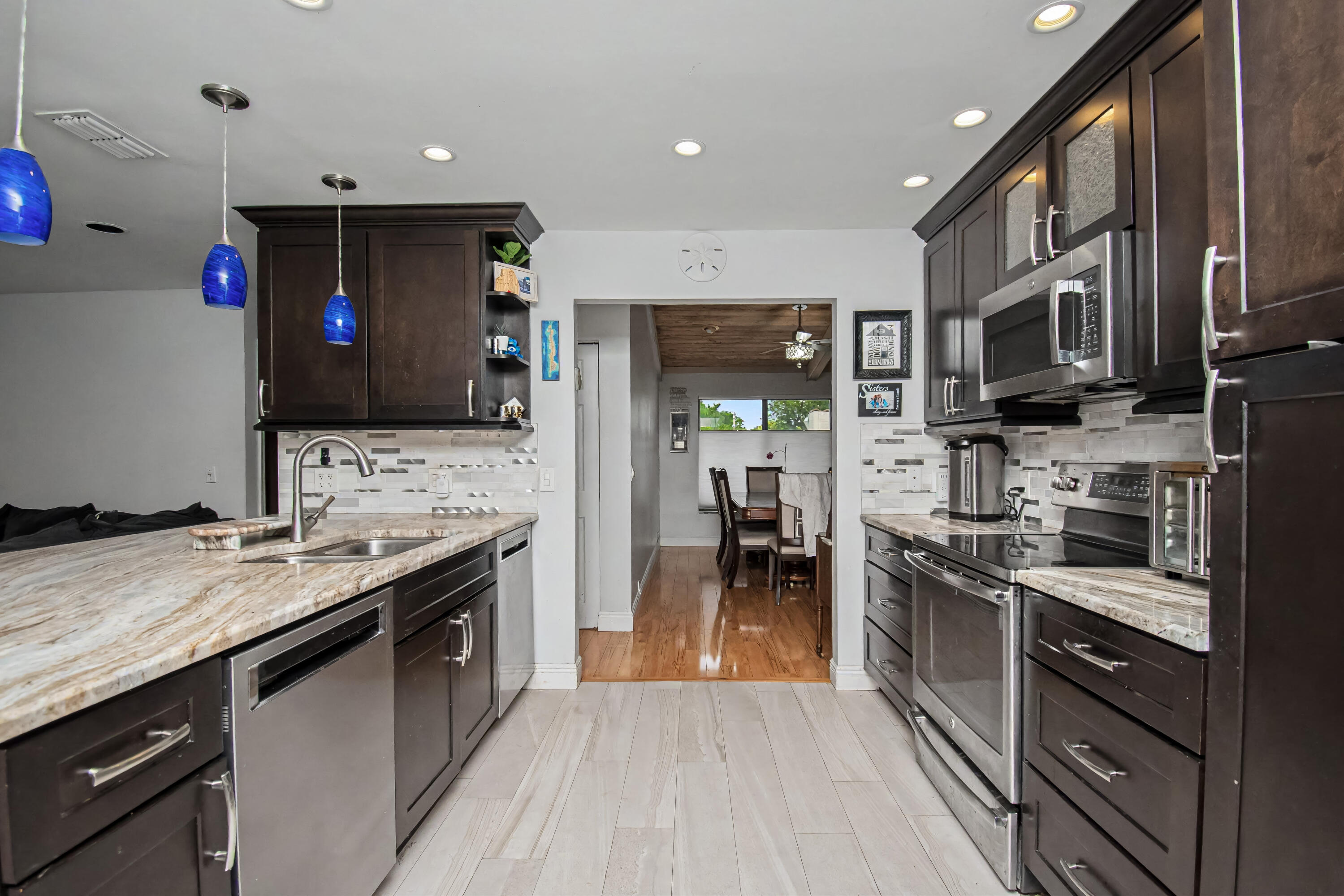 22209 Morning Glory Terrace