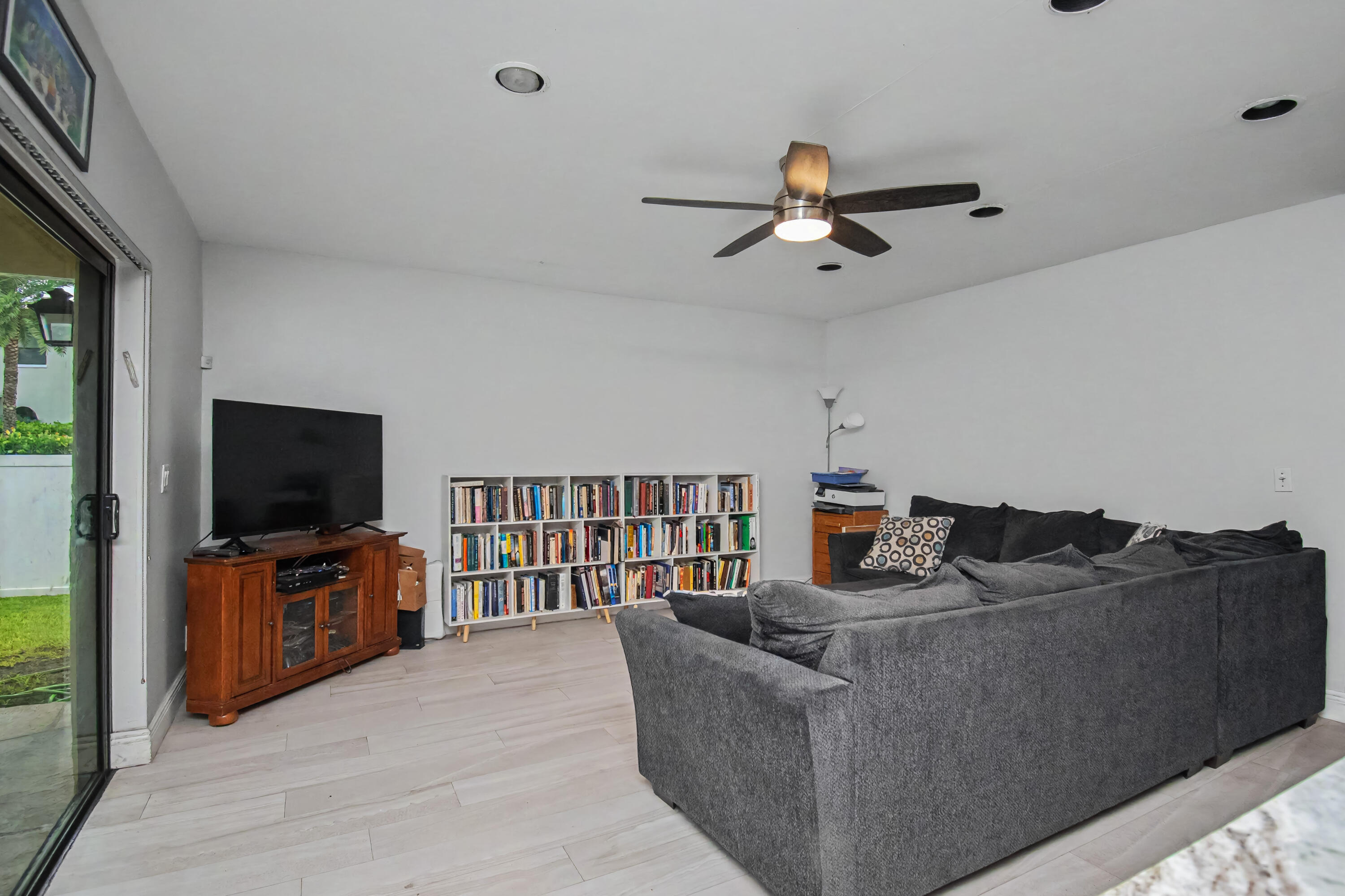22209 Morning Glory Terrace