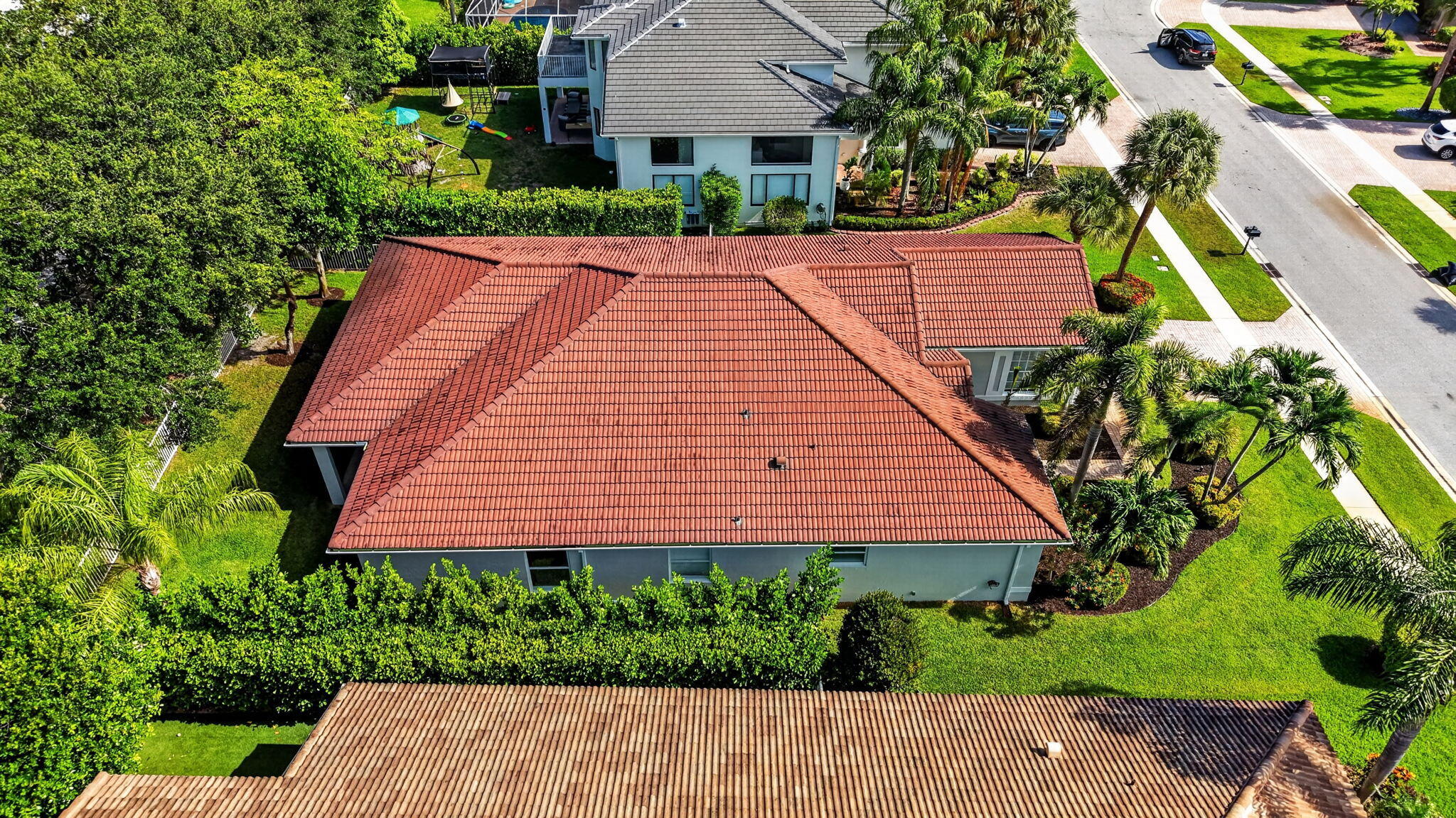 4293 Mariners Cove Drive