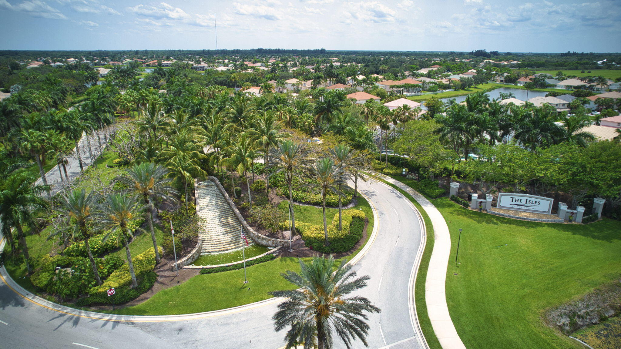 4293 Mariners Cove Drive