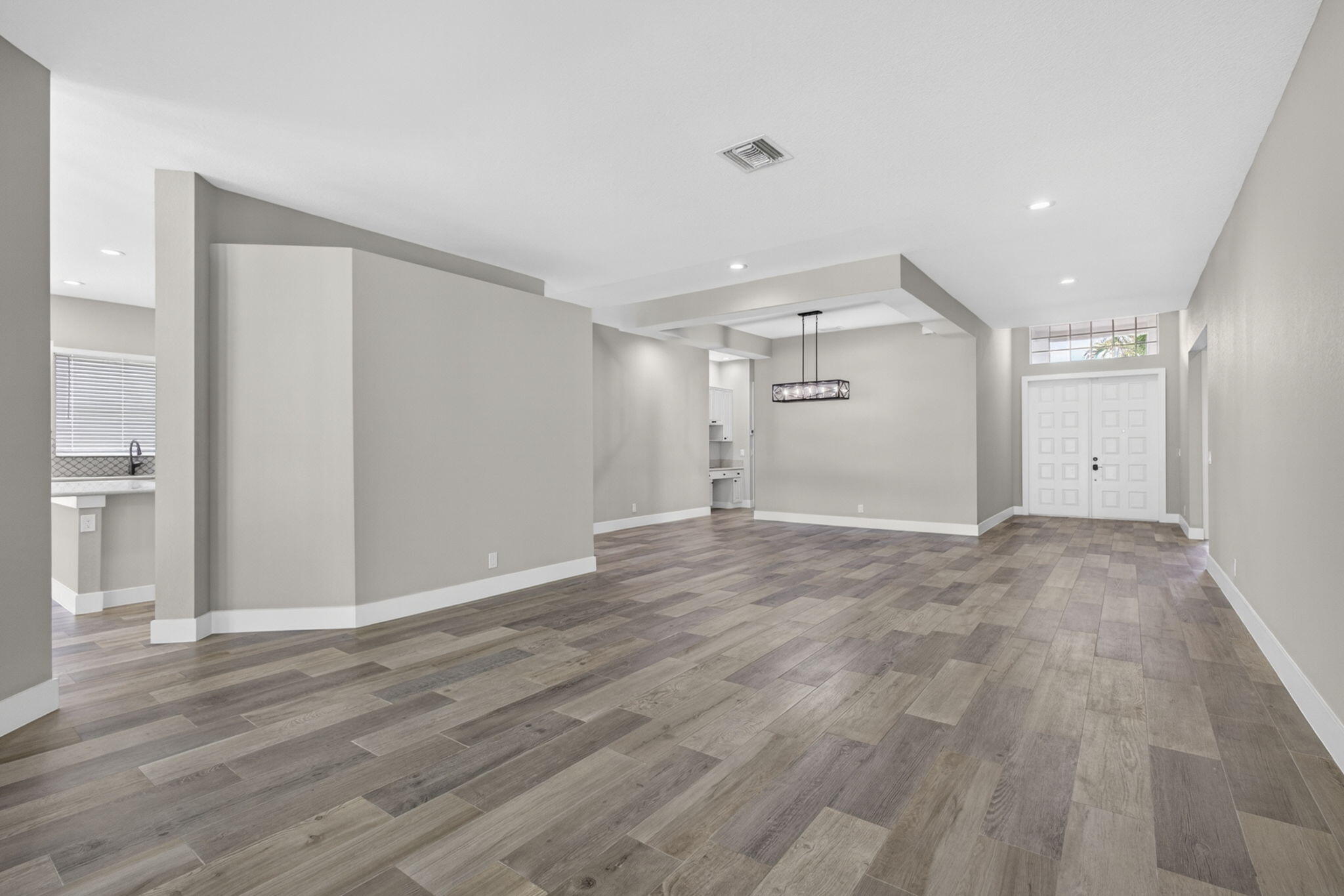 4293 Mariners Cove Drive