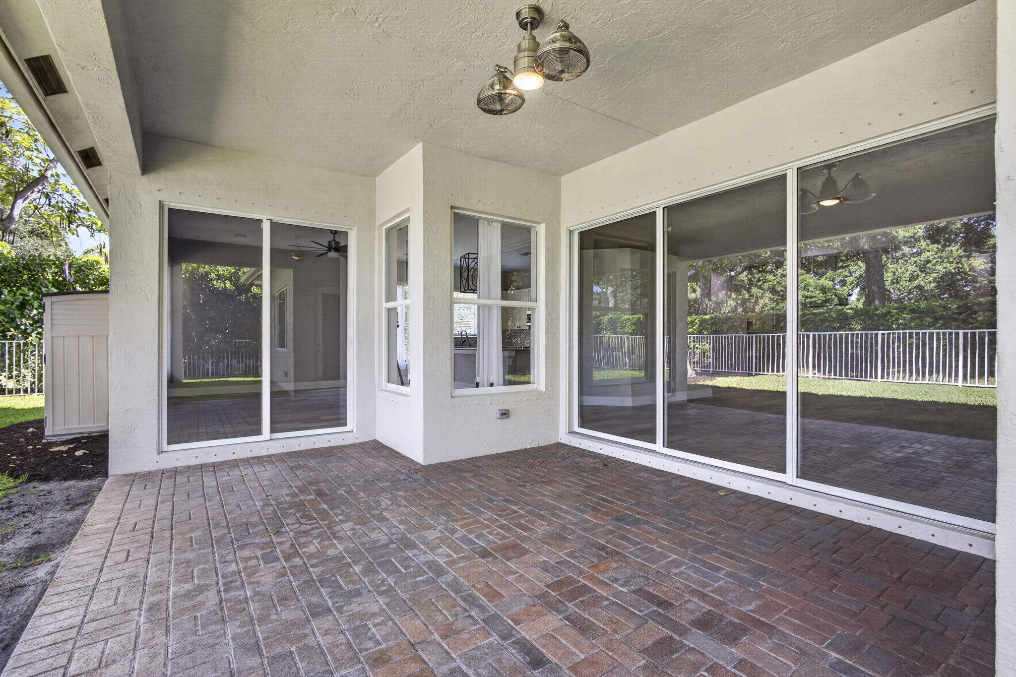 4293 Mariners Cove Drive