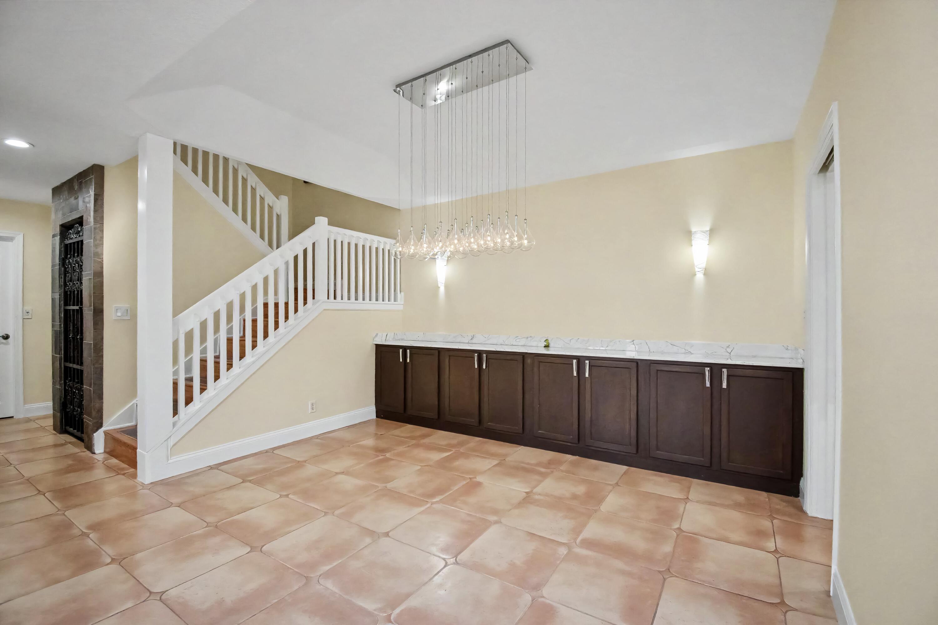 21718 Club Villa Terrace
