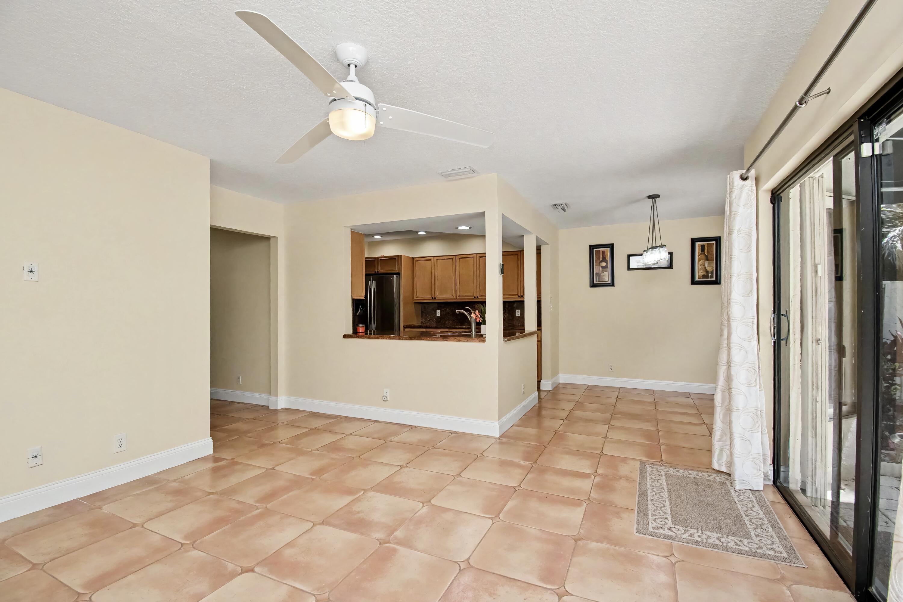 21718 Club Villa Terrace