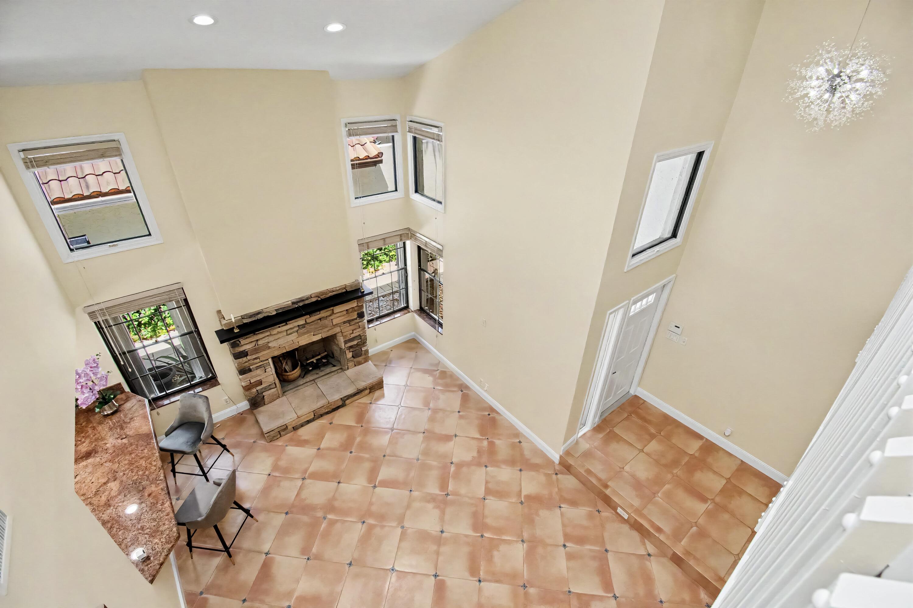 21718 Club Villa Terrace
