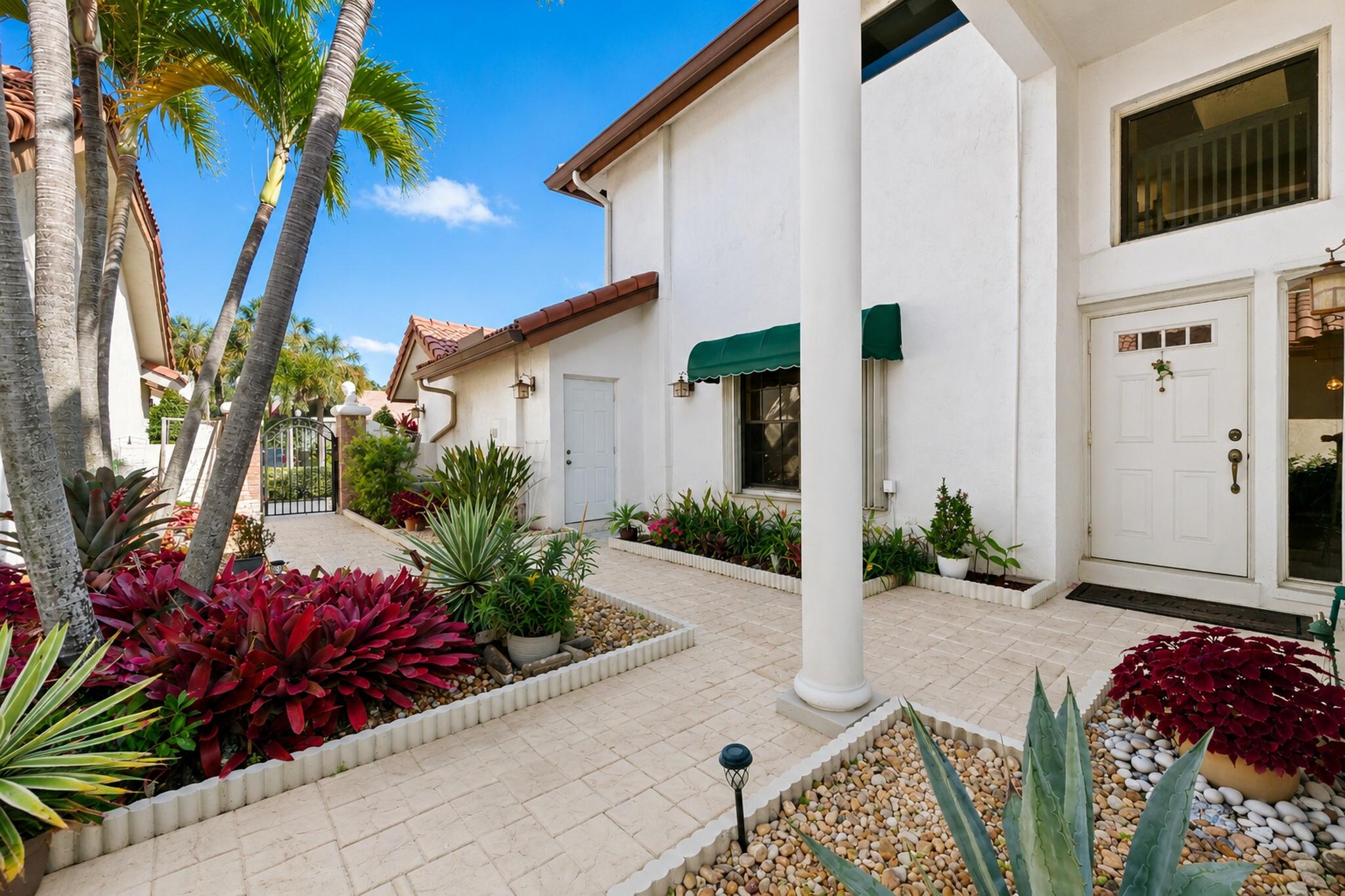 21718 Club Villa Terrace