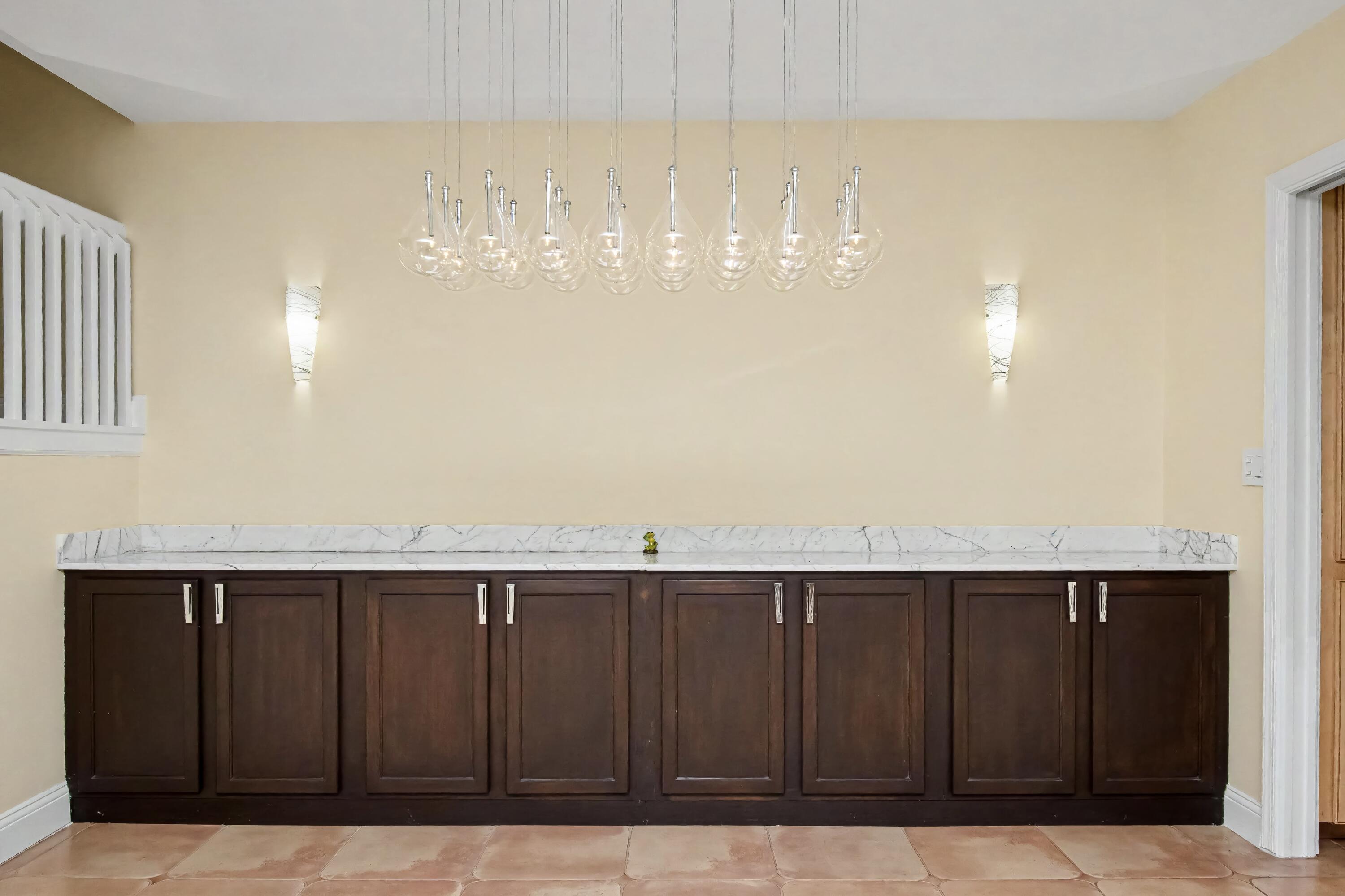 21718 Club Villa Terrace