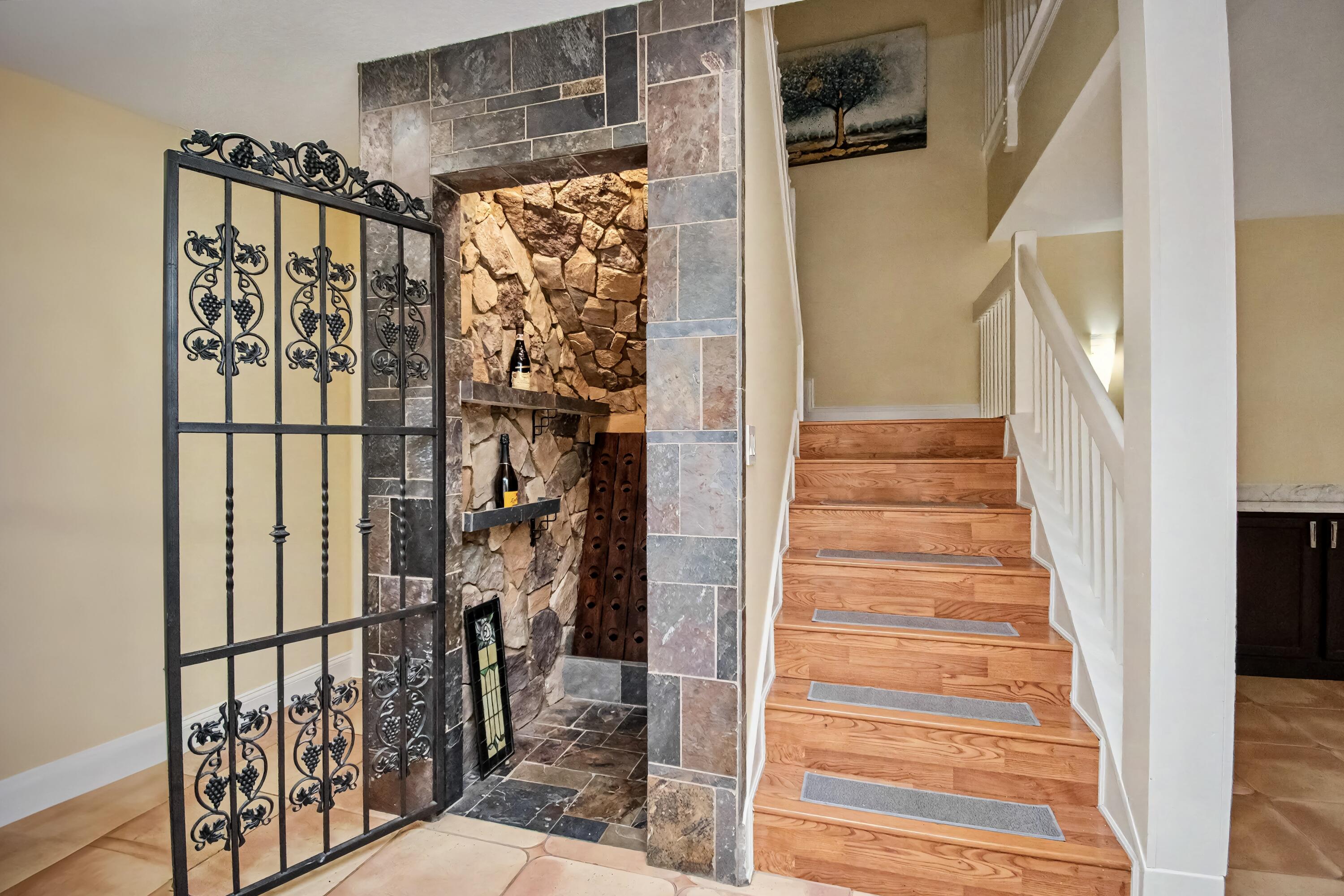 21718 Club Villa Terrace