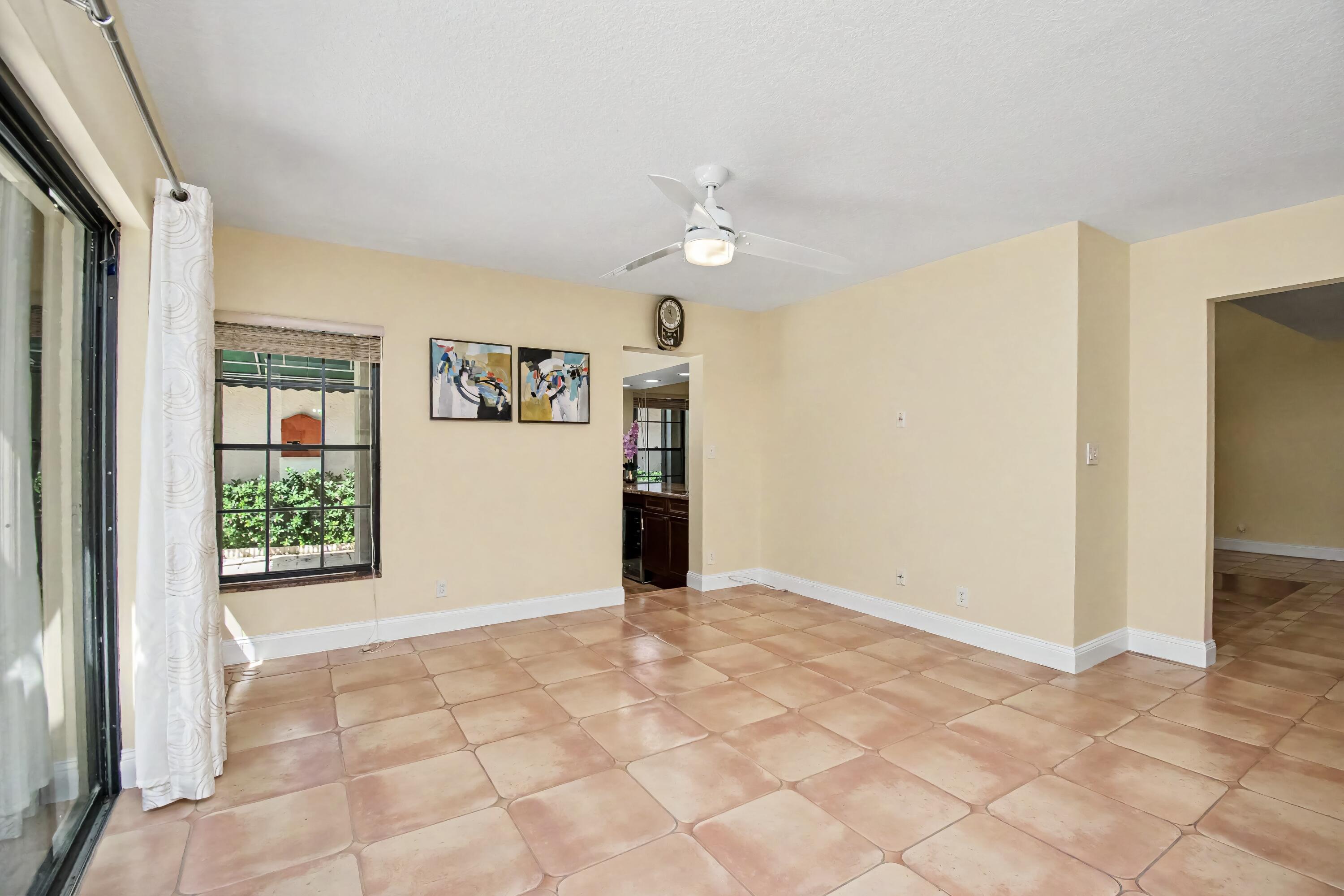 21718 Club Villa Terrace