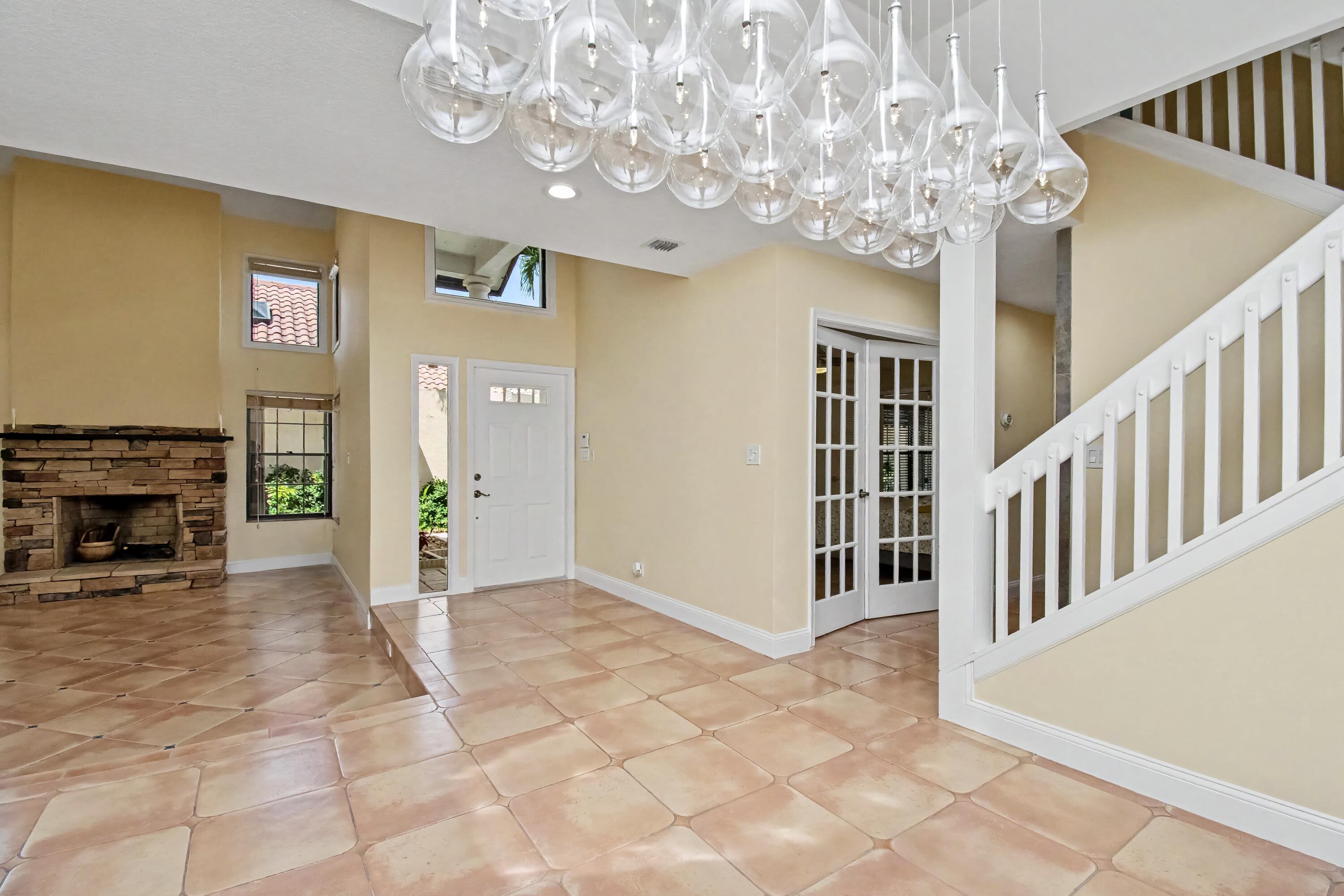 21718 Club Villa Terrace
