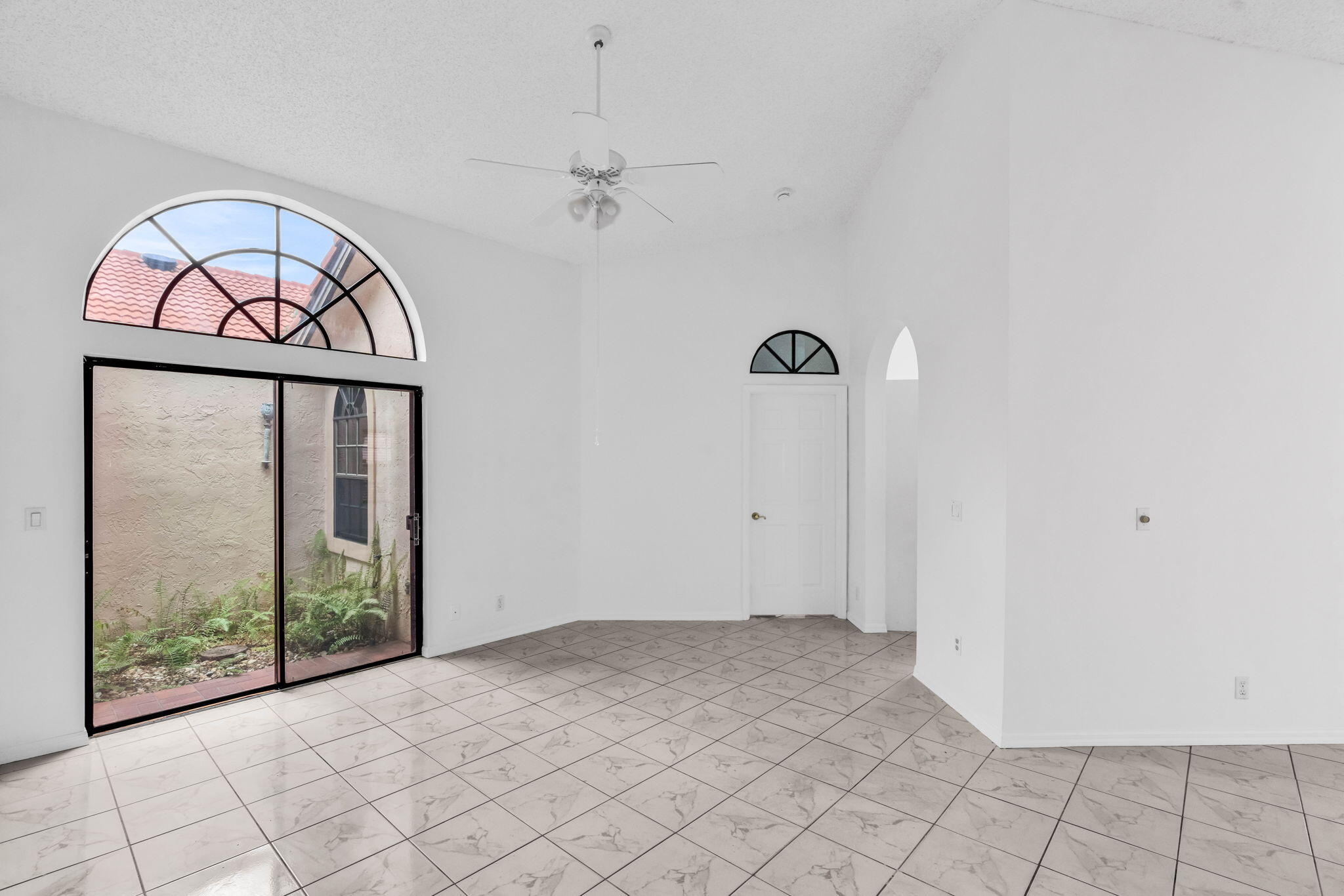 12382 Pleasant Green Way