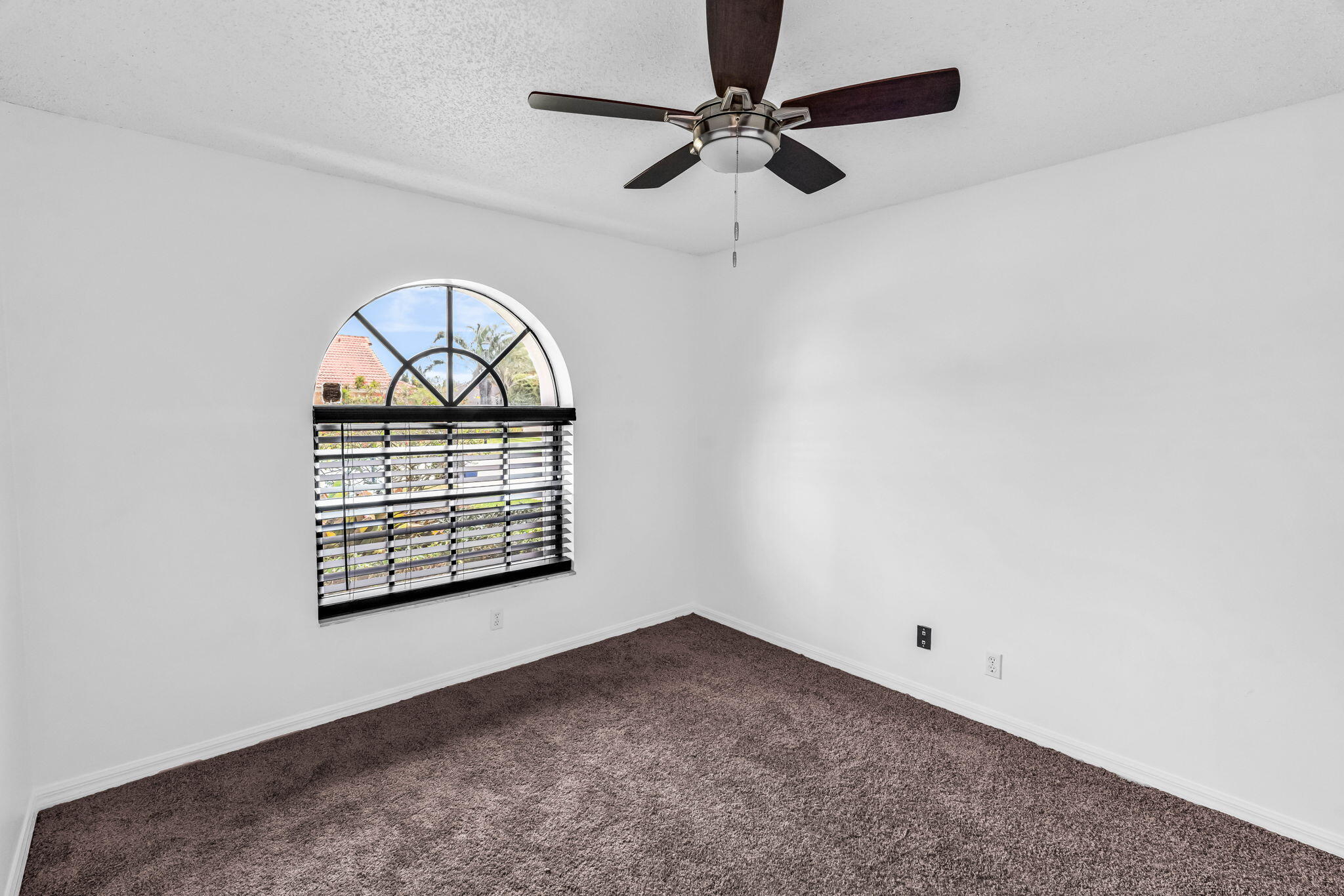 12382 Pleasant Green Way