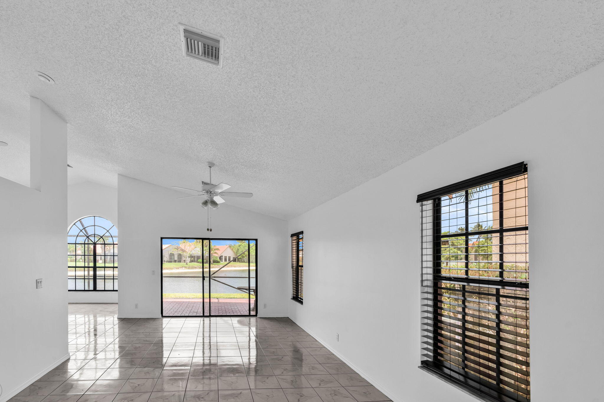 12382 Pleasant Green Way