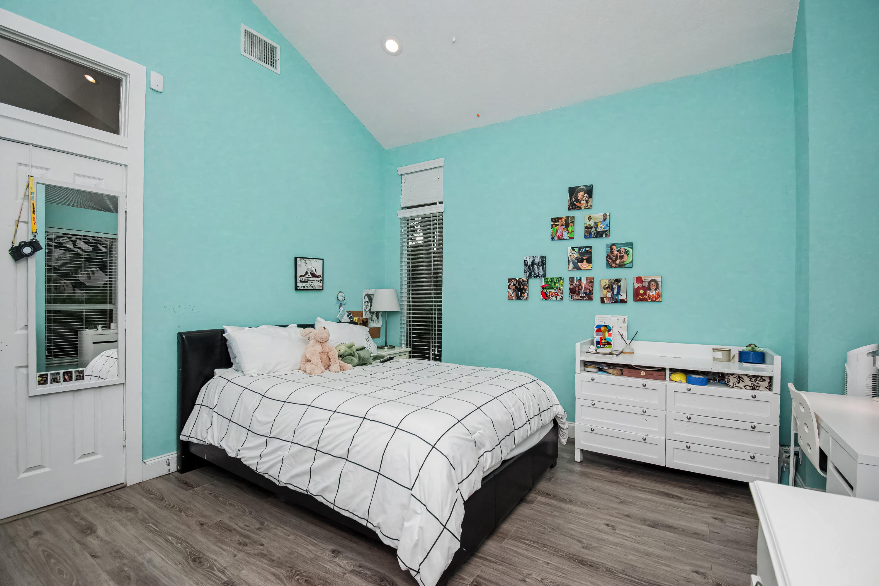 2653 NW 46th Street