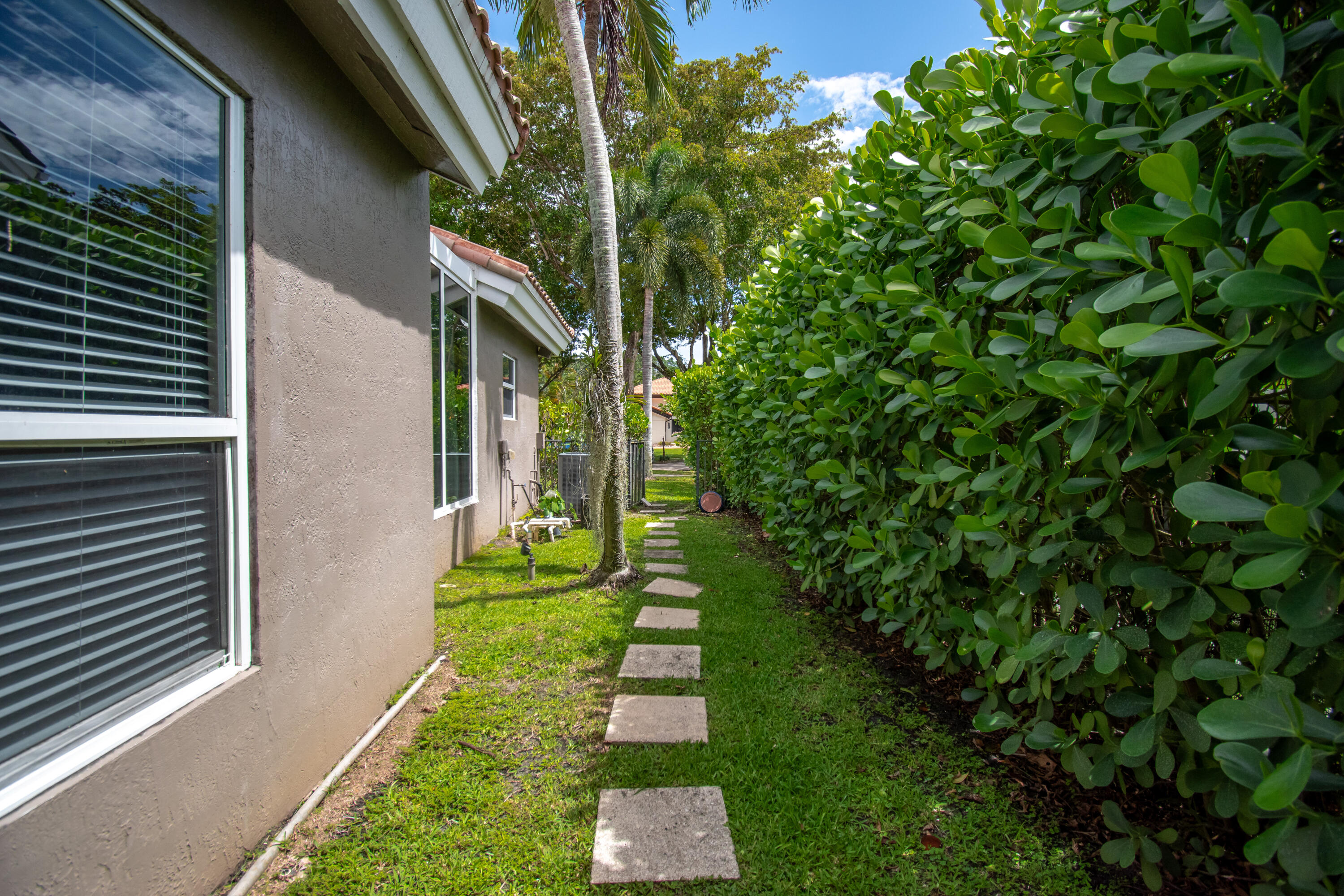 2653 NW 46th Street