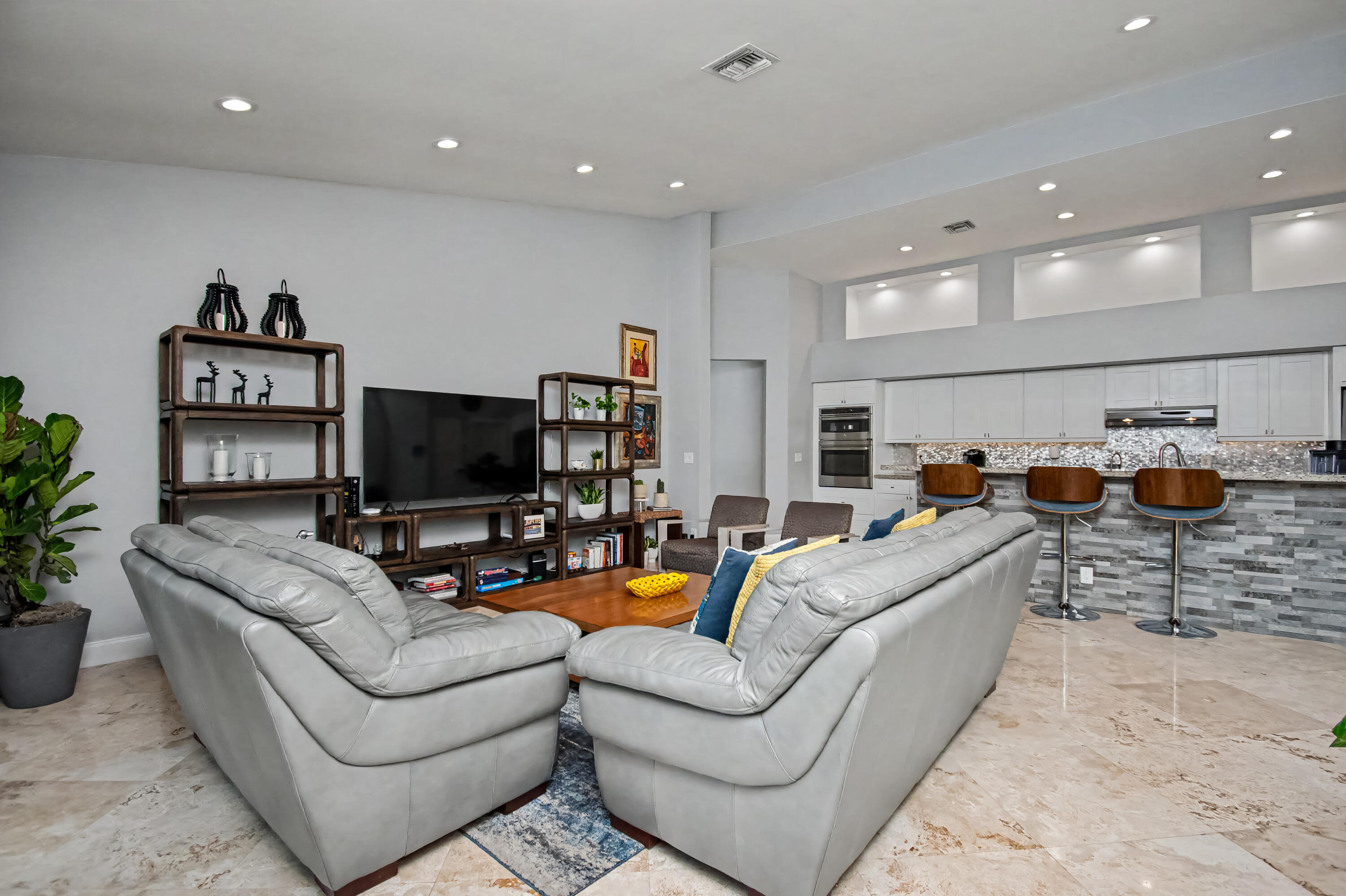 2653 NW 46th Street