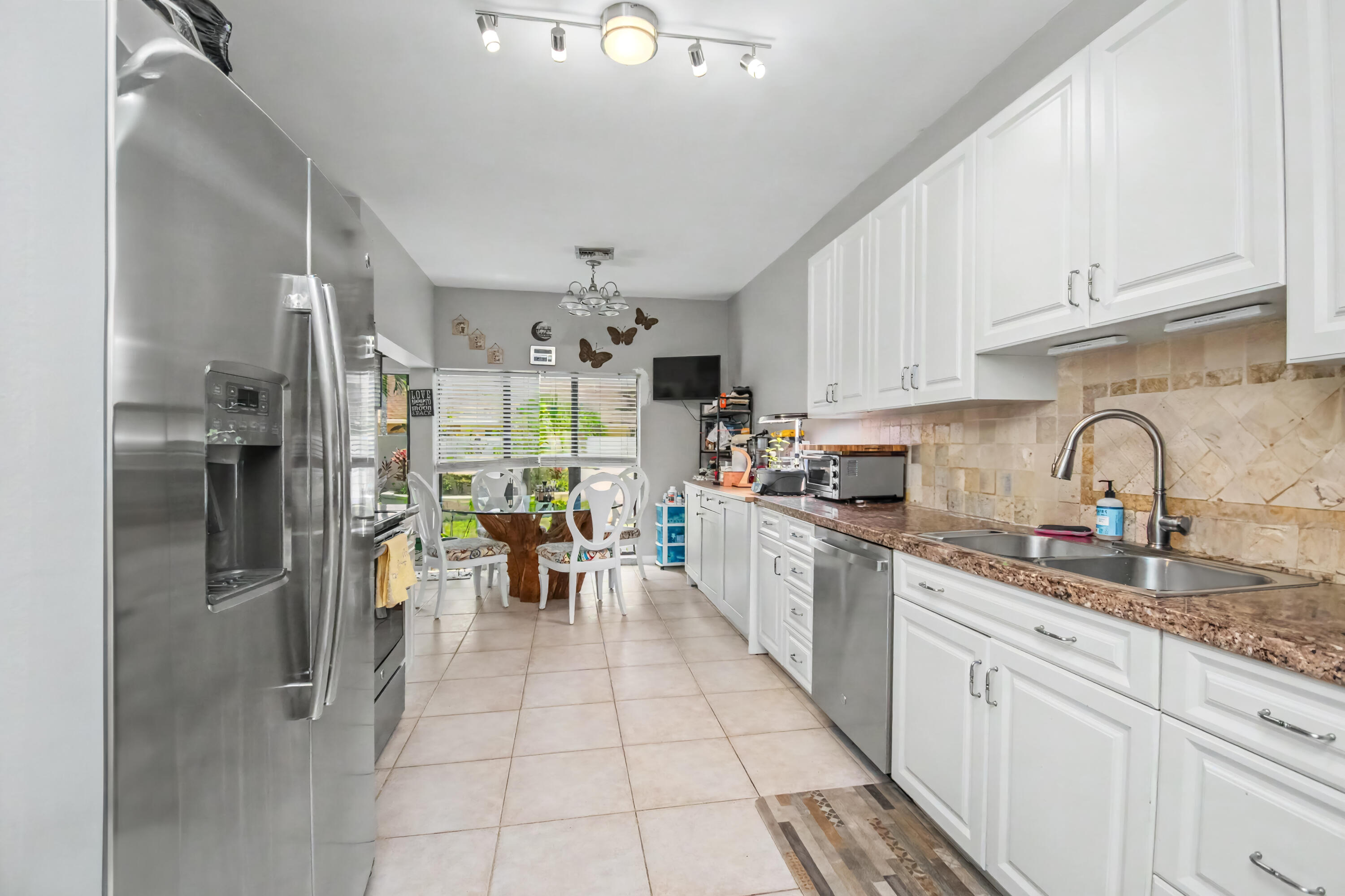 7678 Solimar Circle