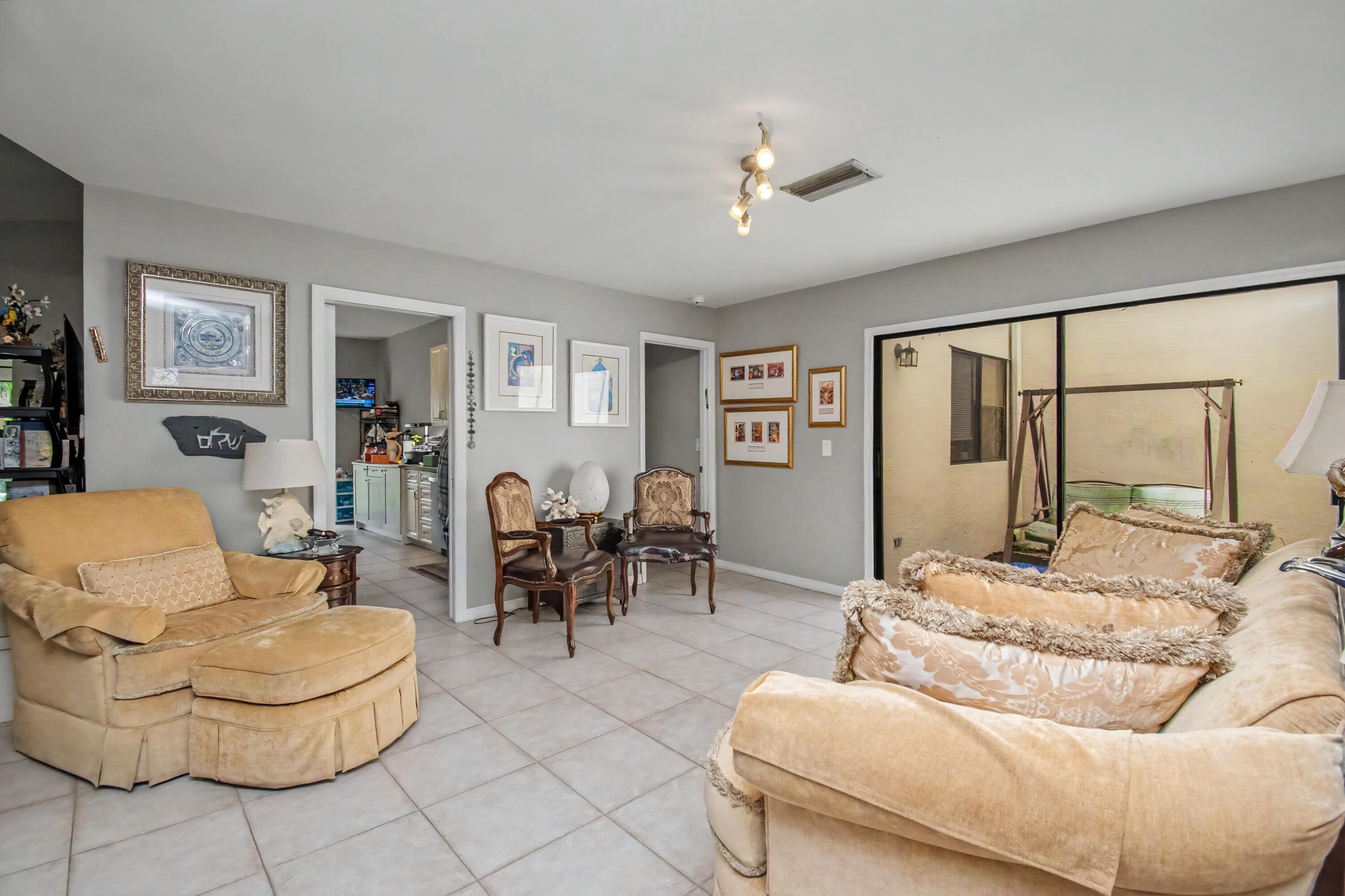 7678 Solimar Circle