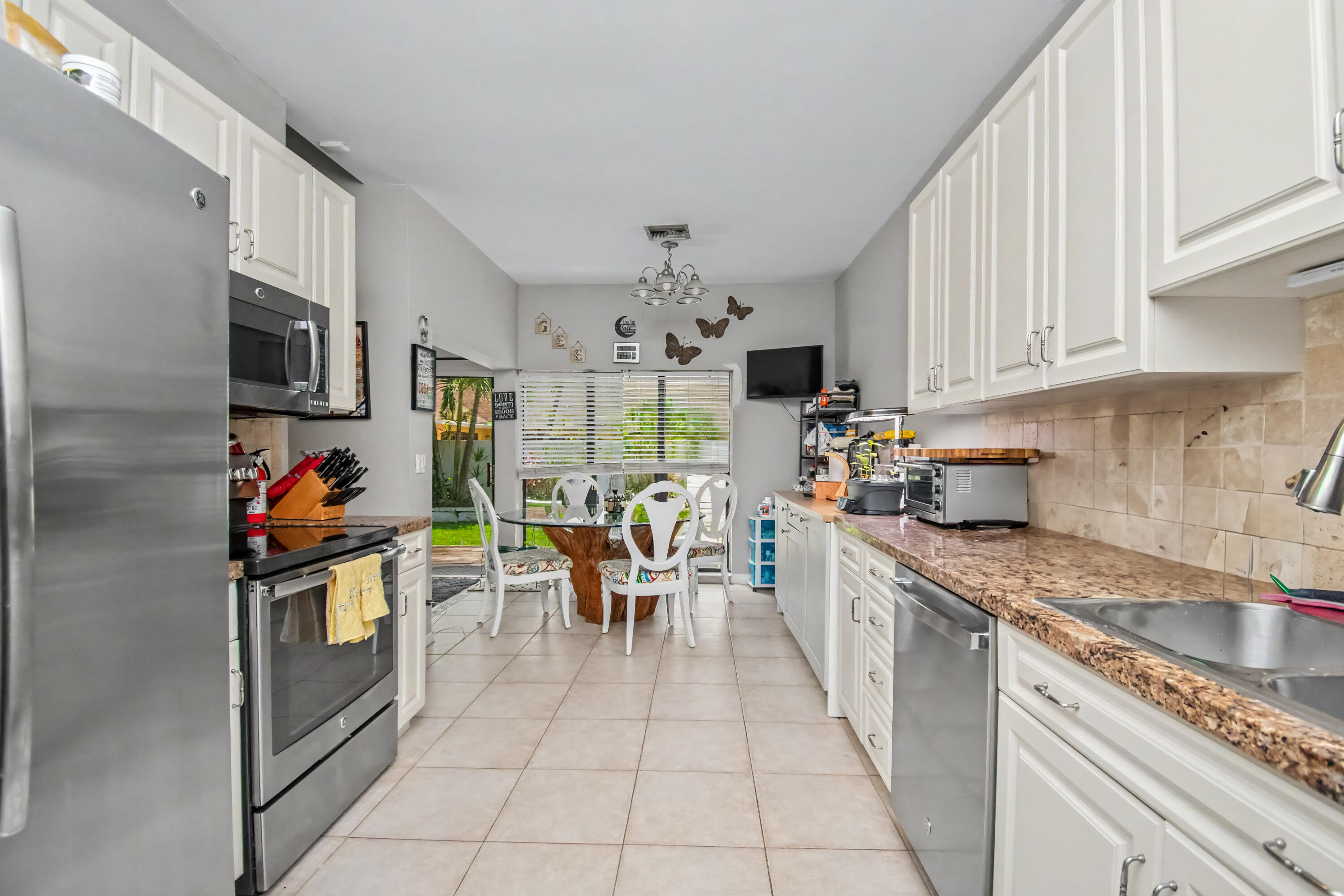 7678 Solimar Circle