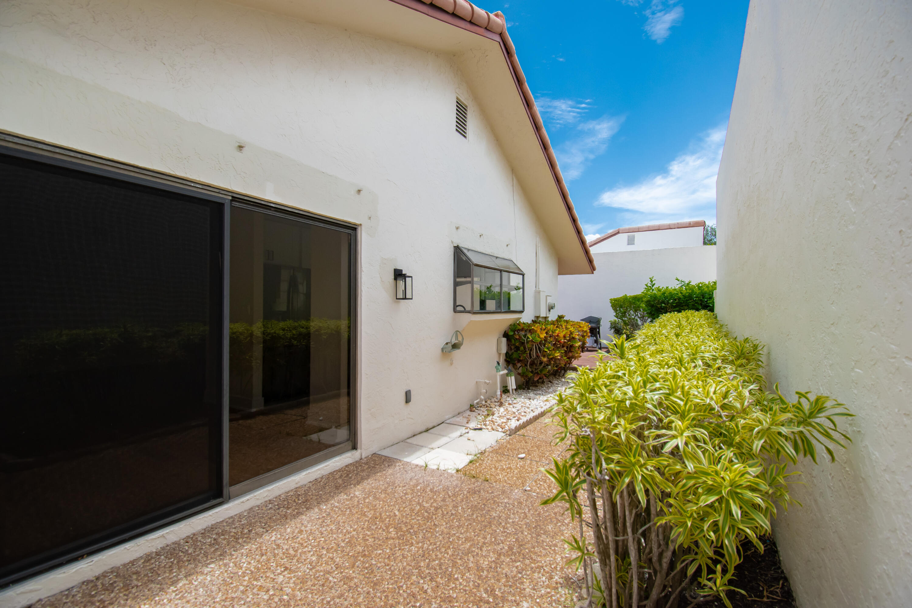 21440 Campo Allegro Drive