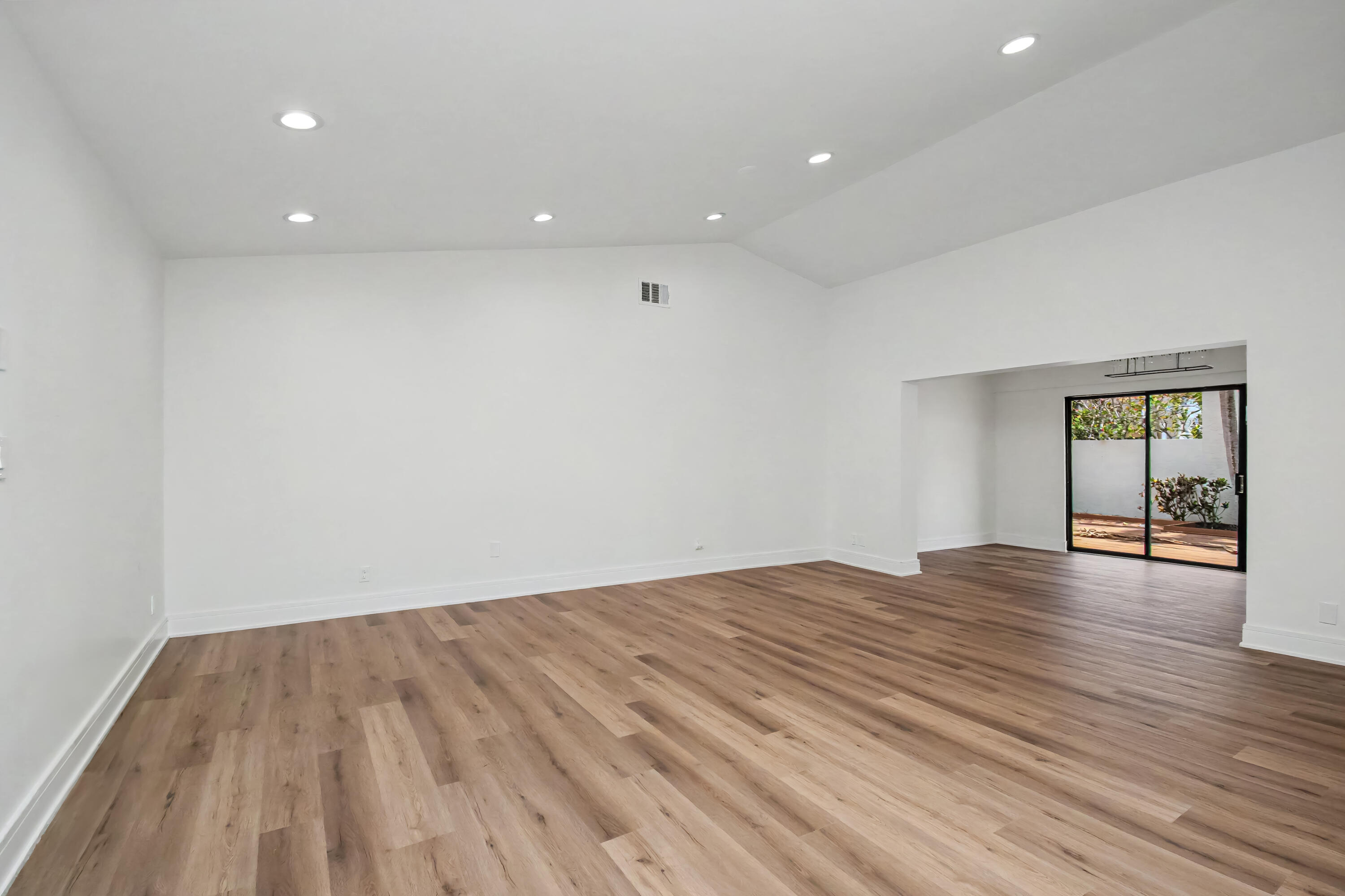 21440 Campo Allegro Drive