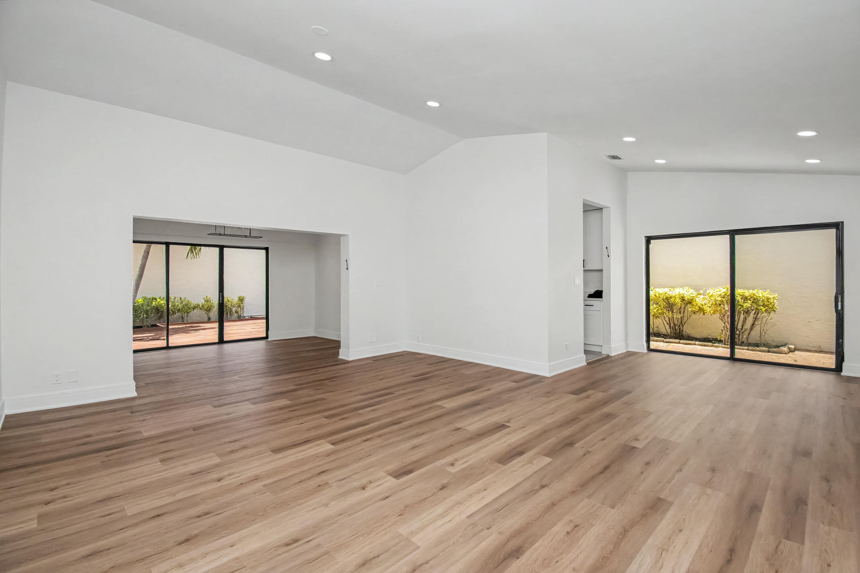 21440 Campo Allegro Drive