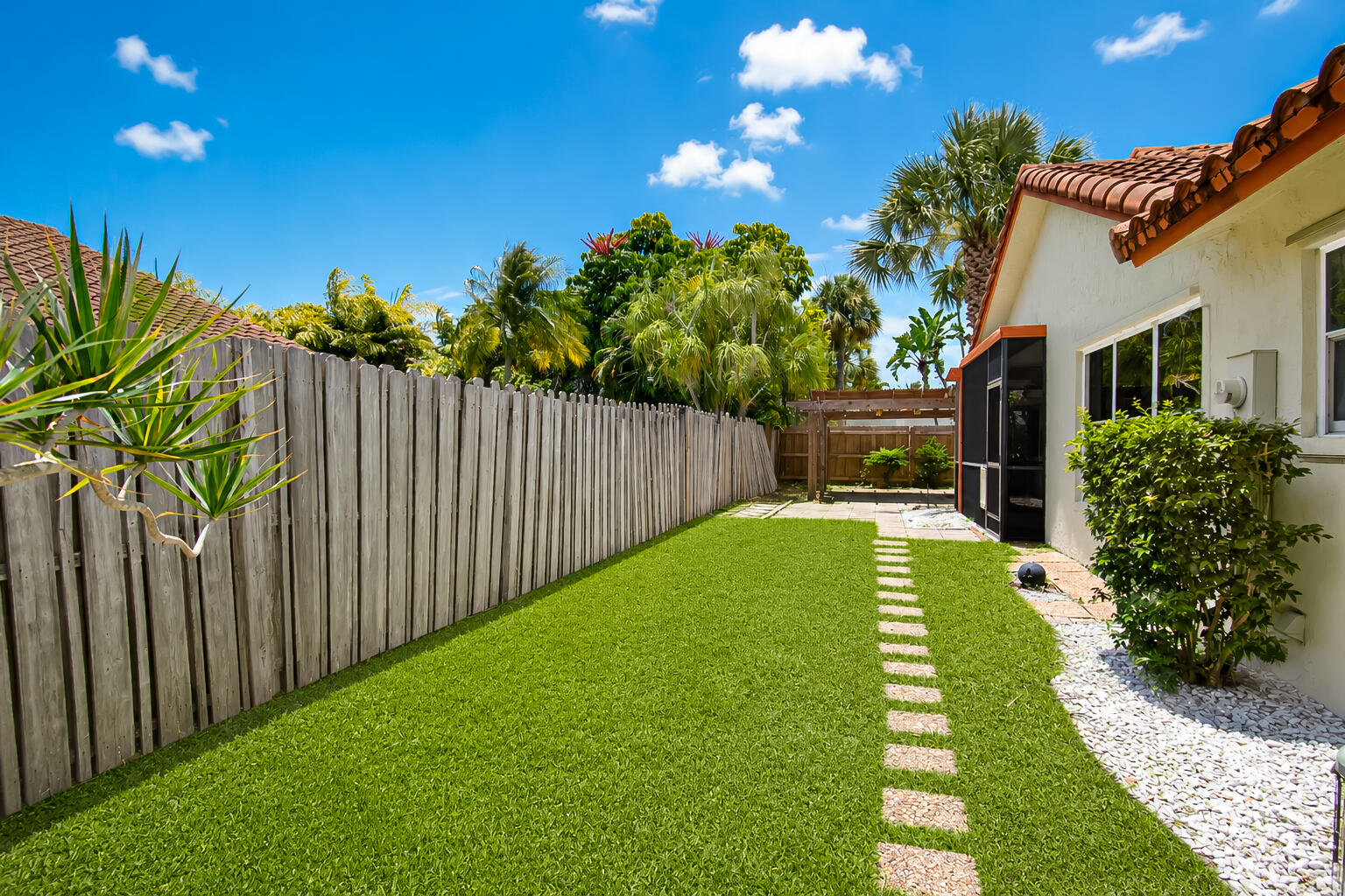 7407 SILVER WOODS Court