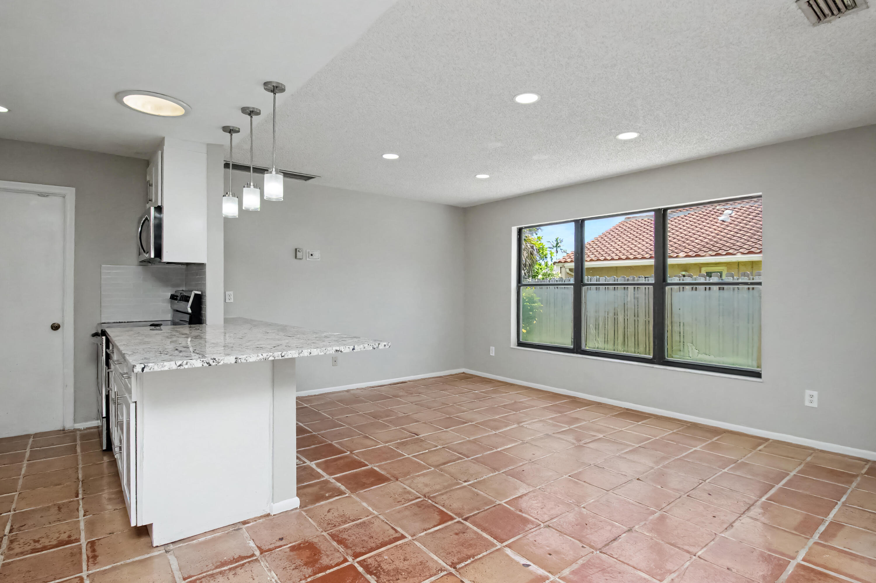 7407 SILVER WOODS Court