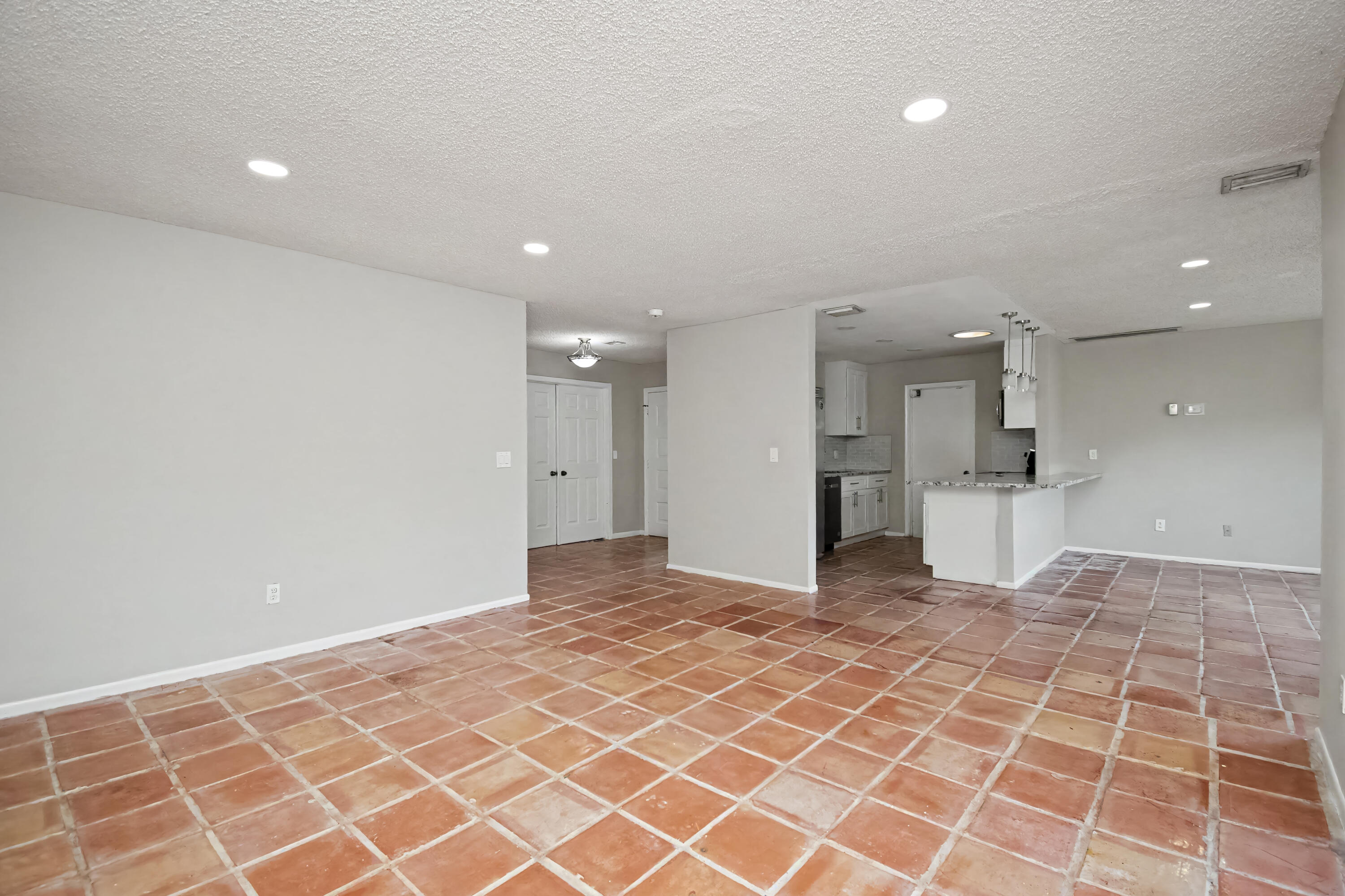 7407 SILVER WOODS Court