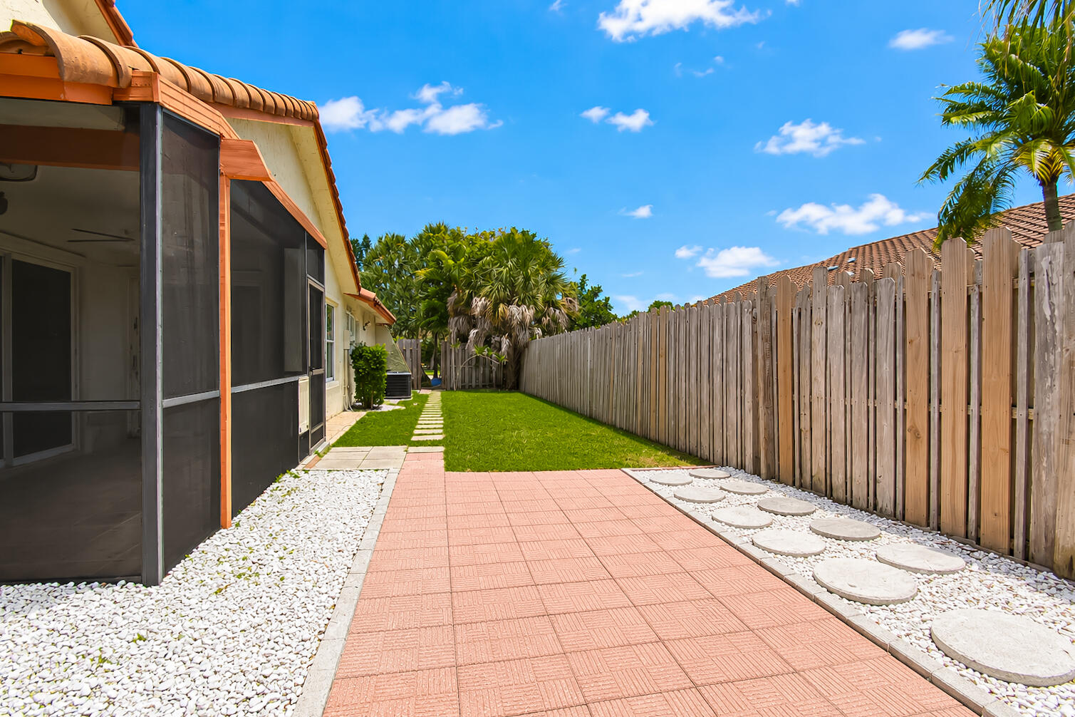 7407 SILVER WOODS Court