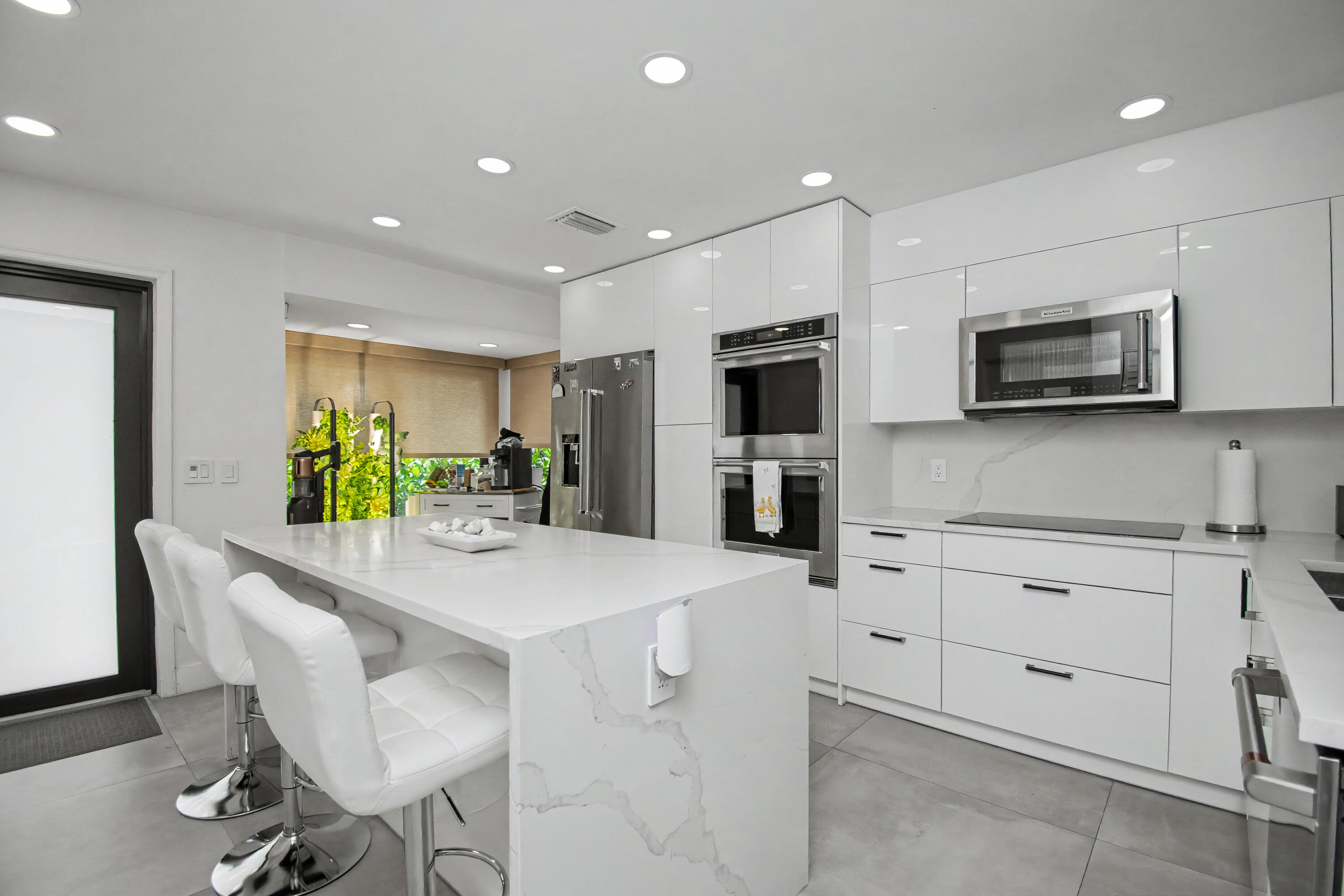 6602 Thornhill Court