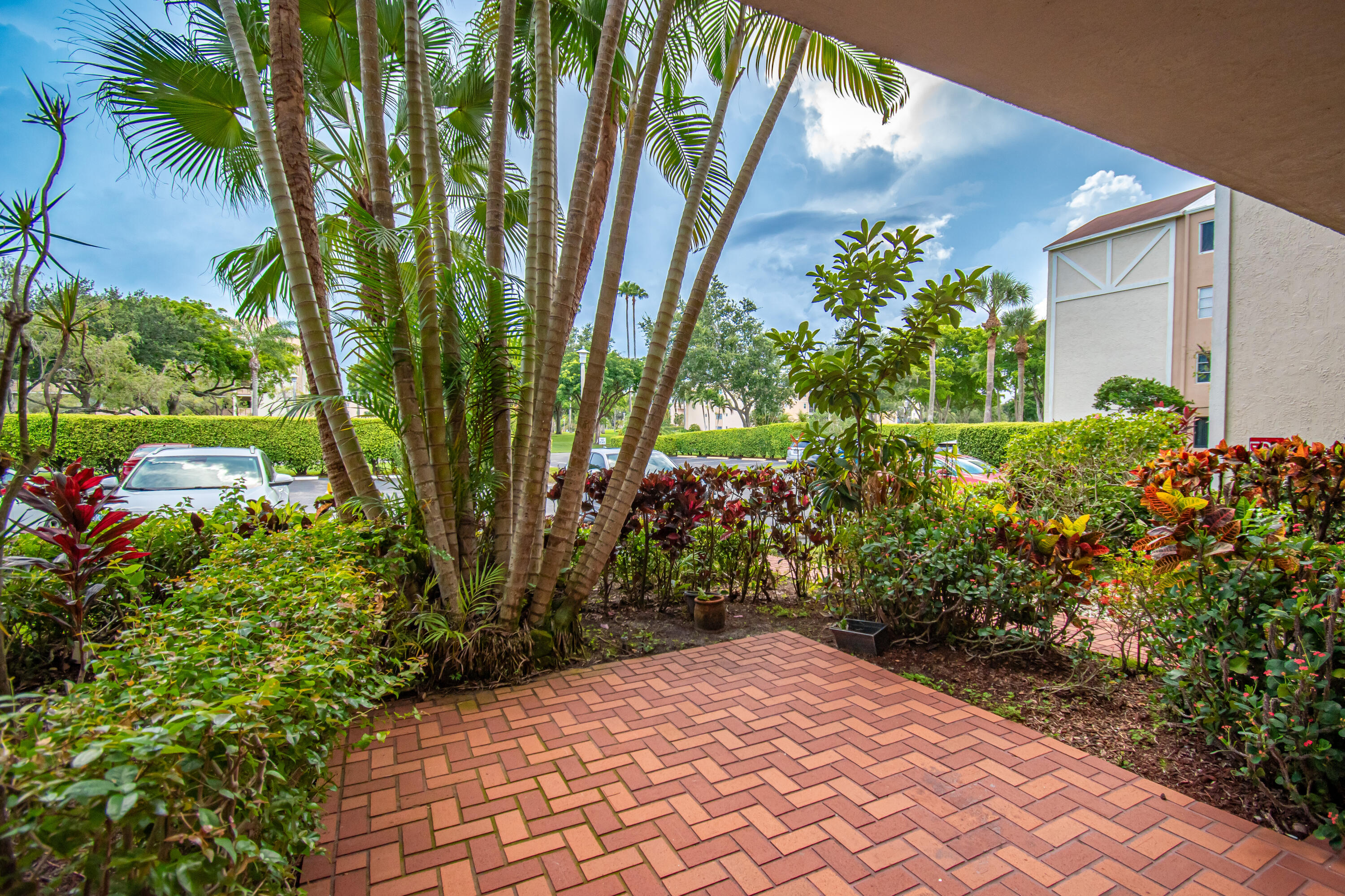 14360 Strathmore Lane 102