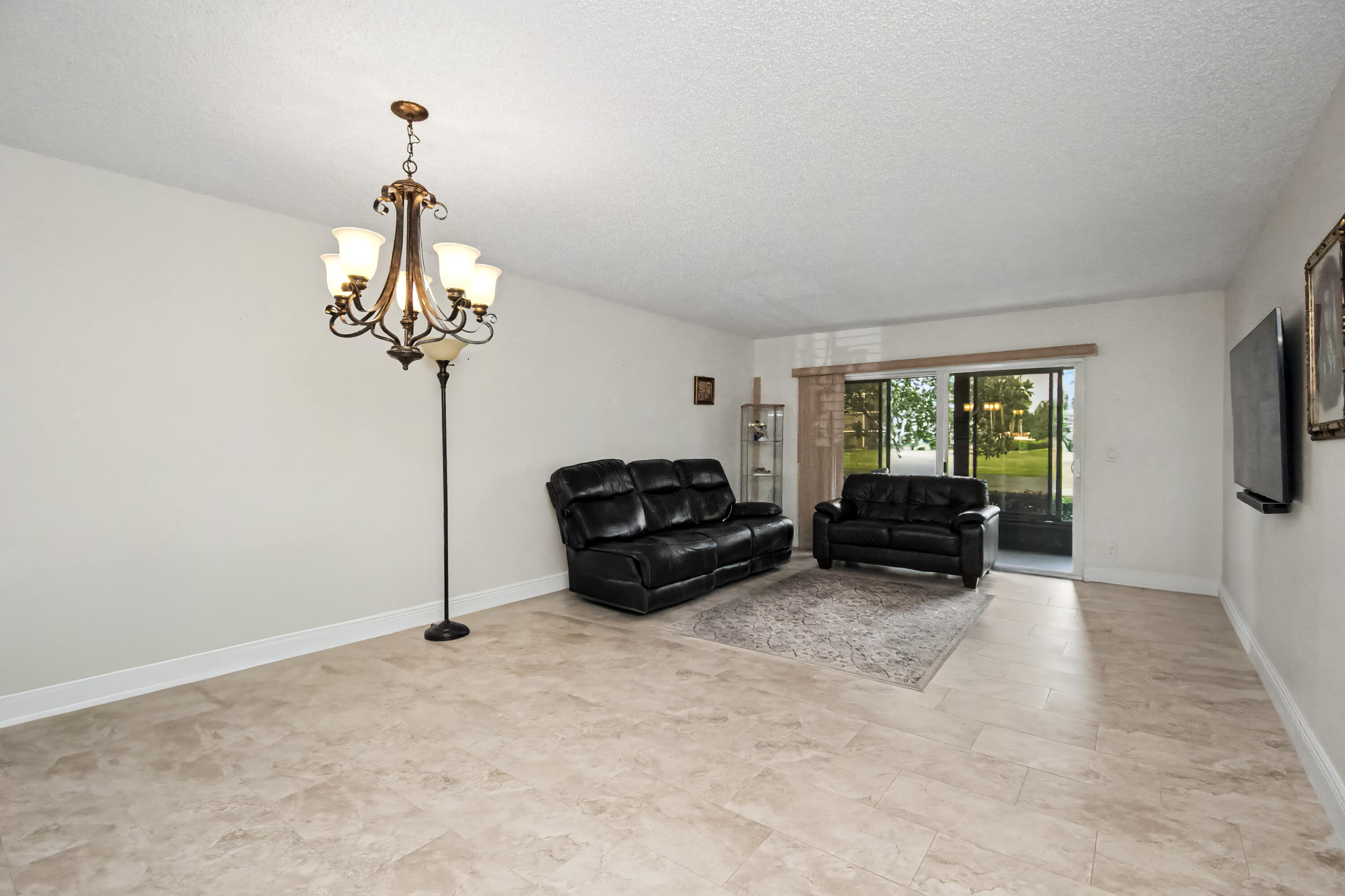 14360 Strathmore Lane 102