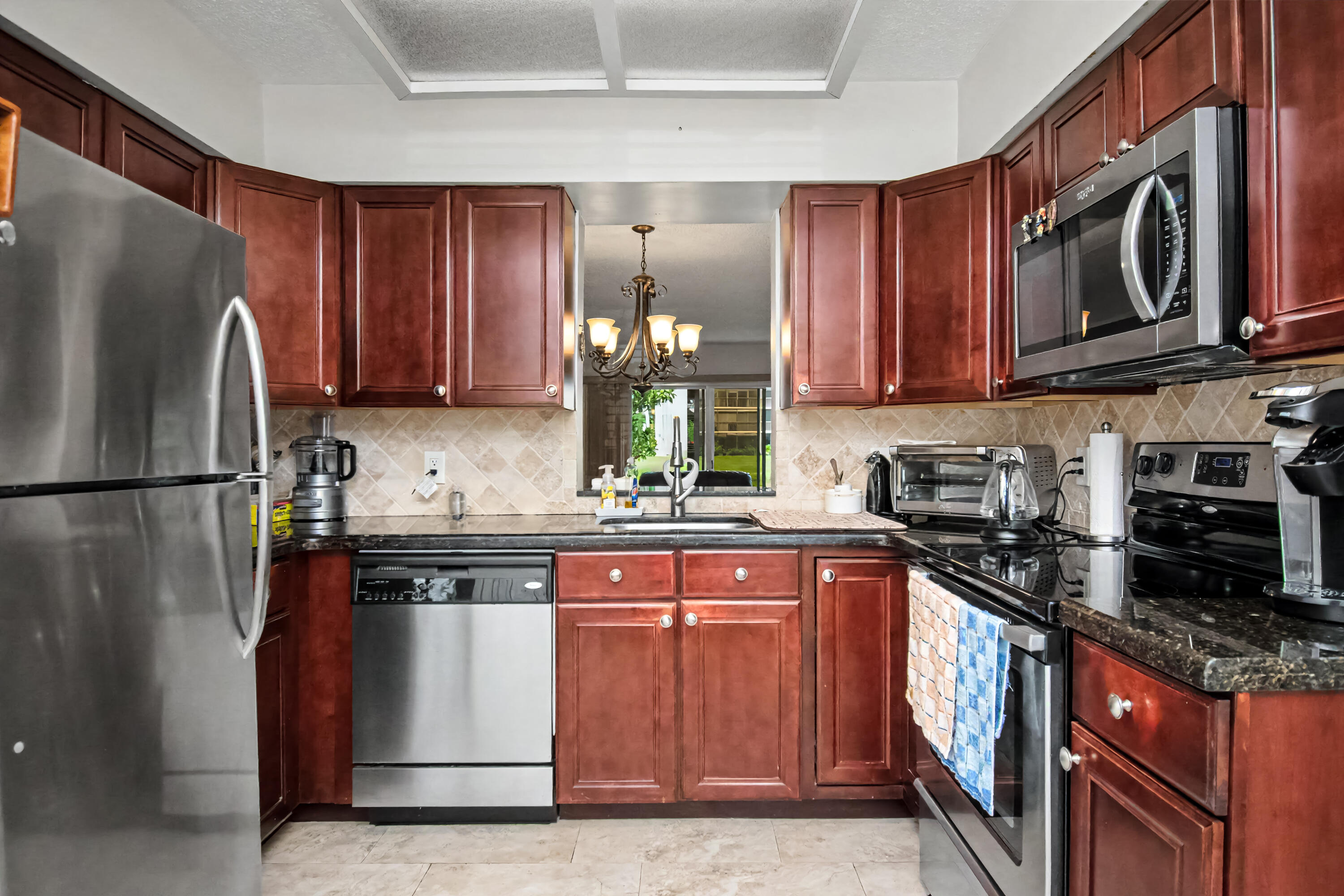14360 Strathmore Lane 102