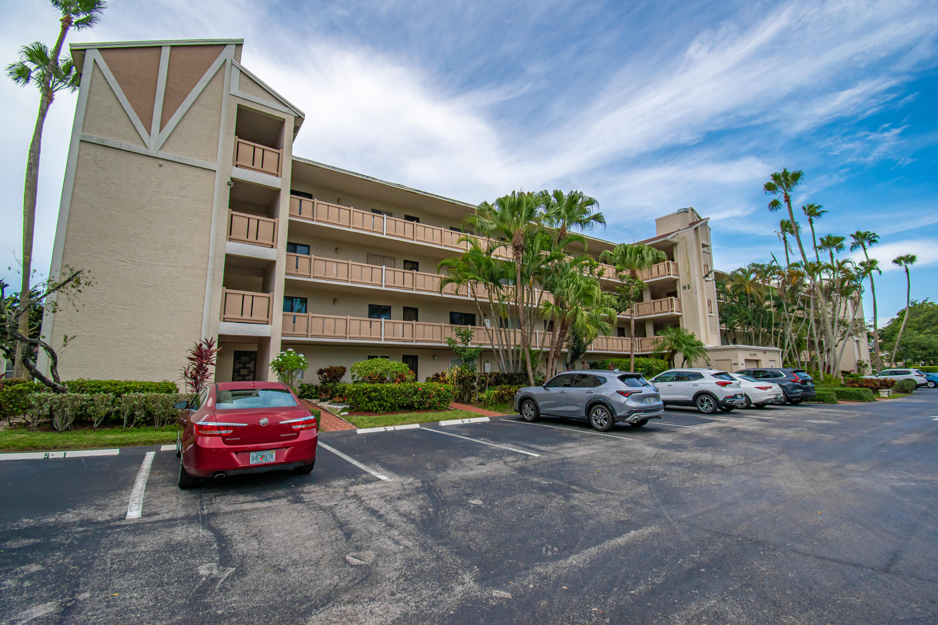 14360 Strathmore Lane 102