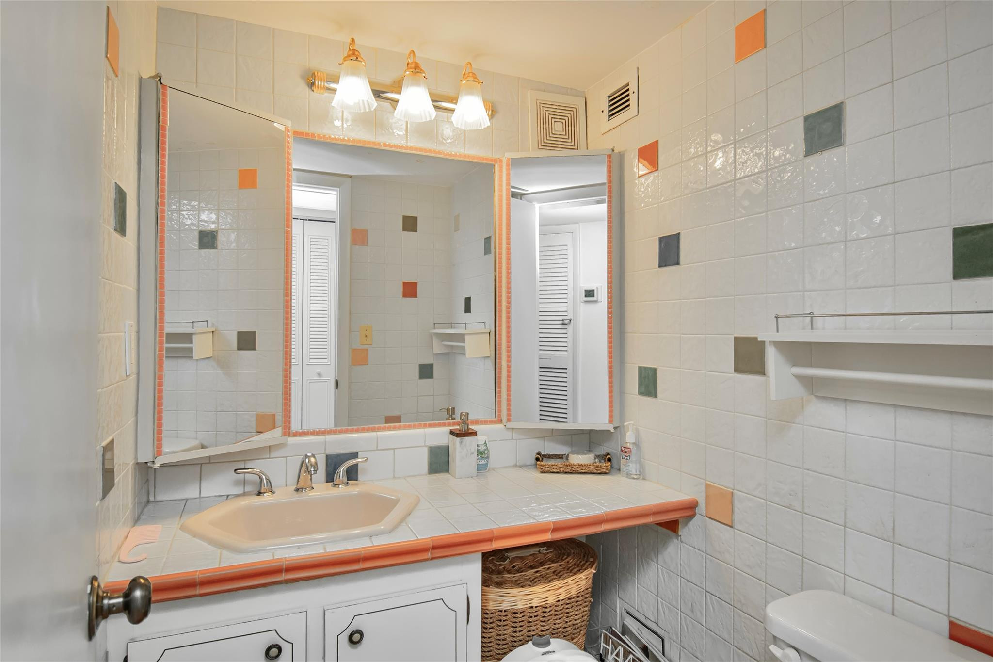3540 Ocean Boulevard 303
