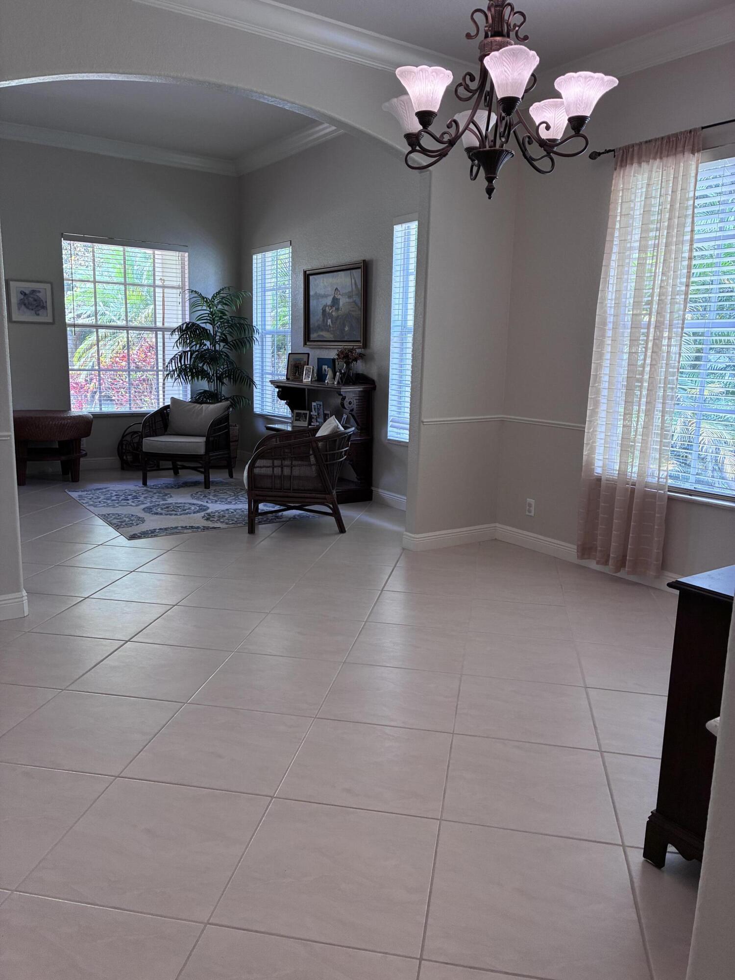 6937 MONMOUTH Road