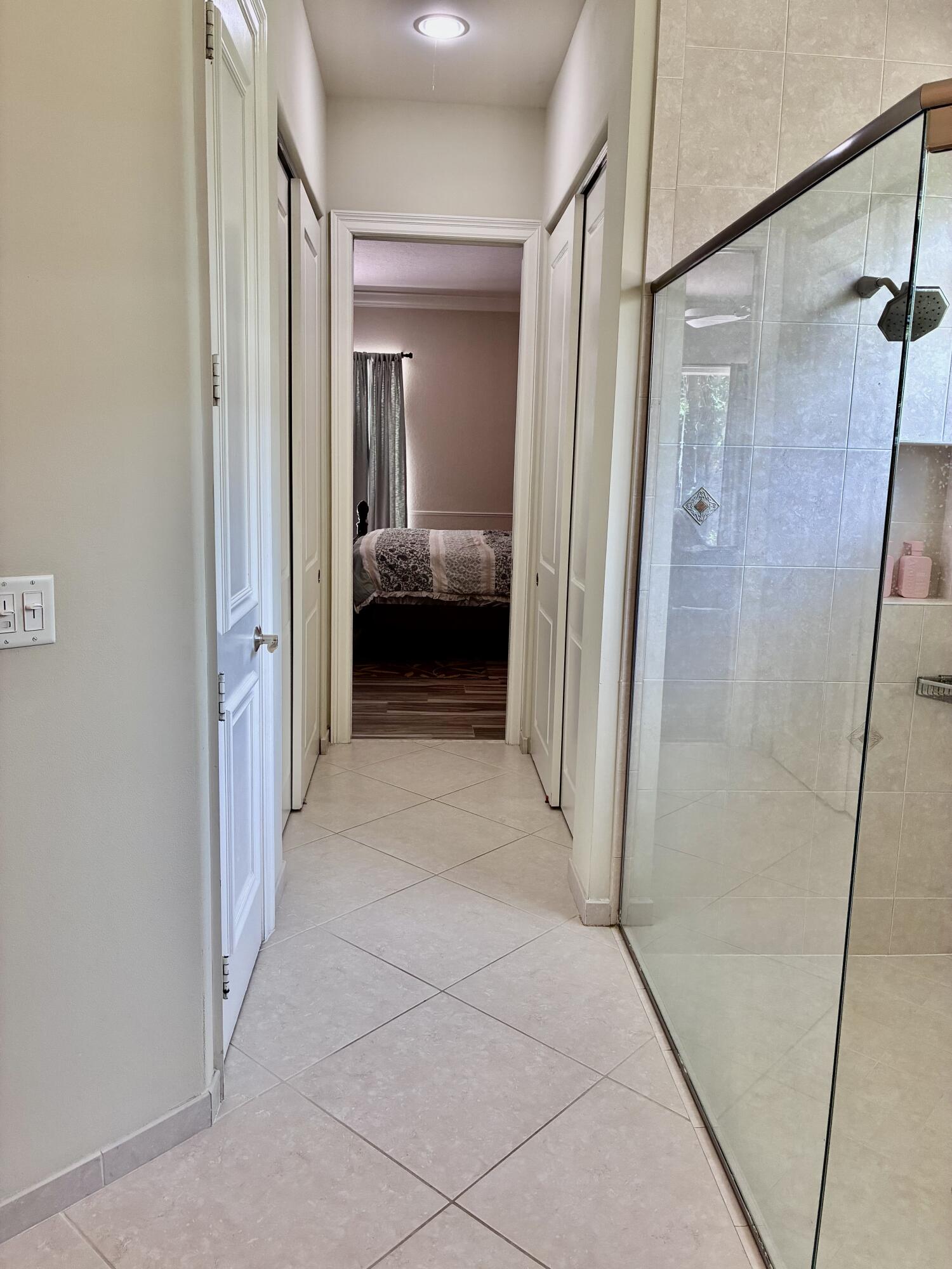 6937 MONMOUTH Road