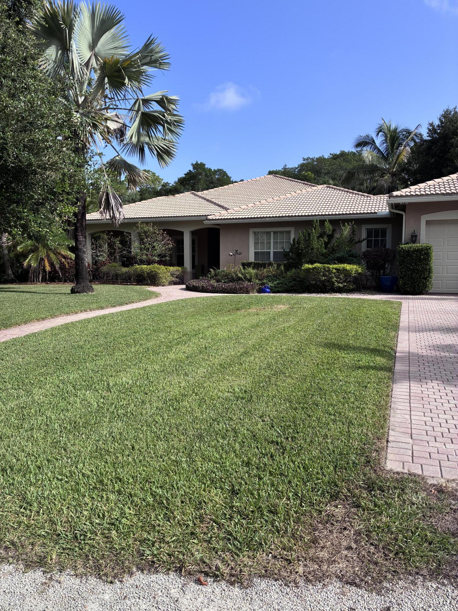 6937 MONMOUTH Road