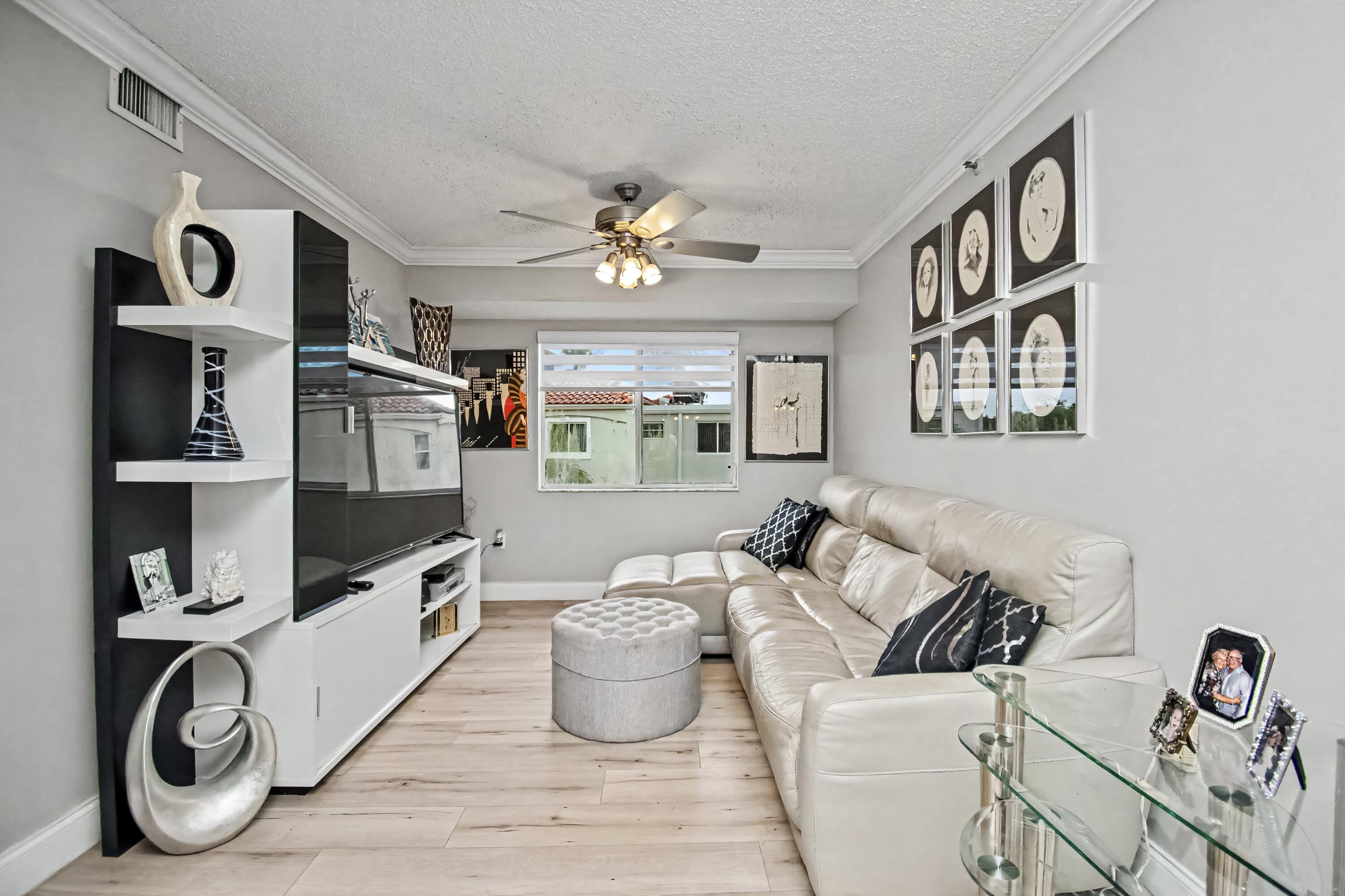 14112 Huntington Pointe Drive 401