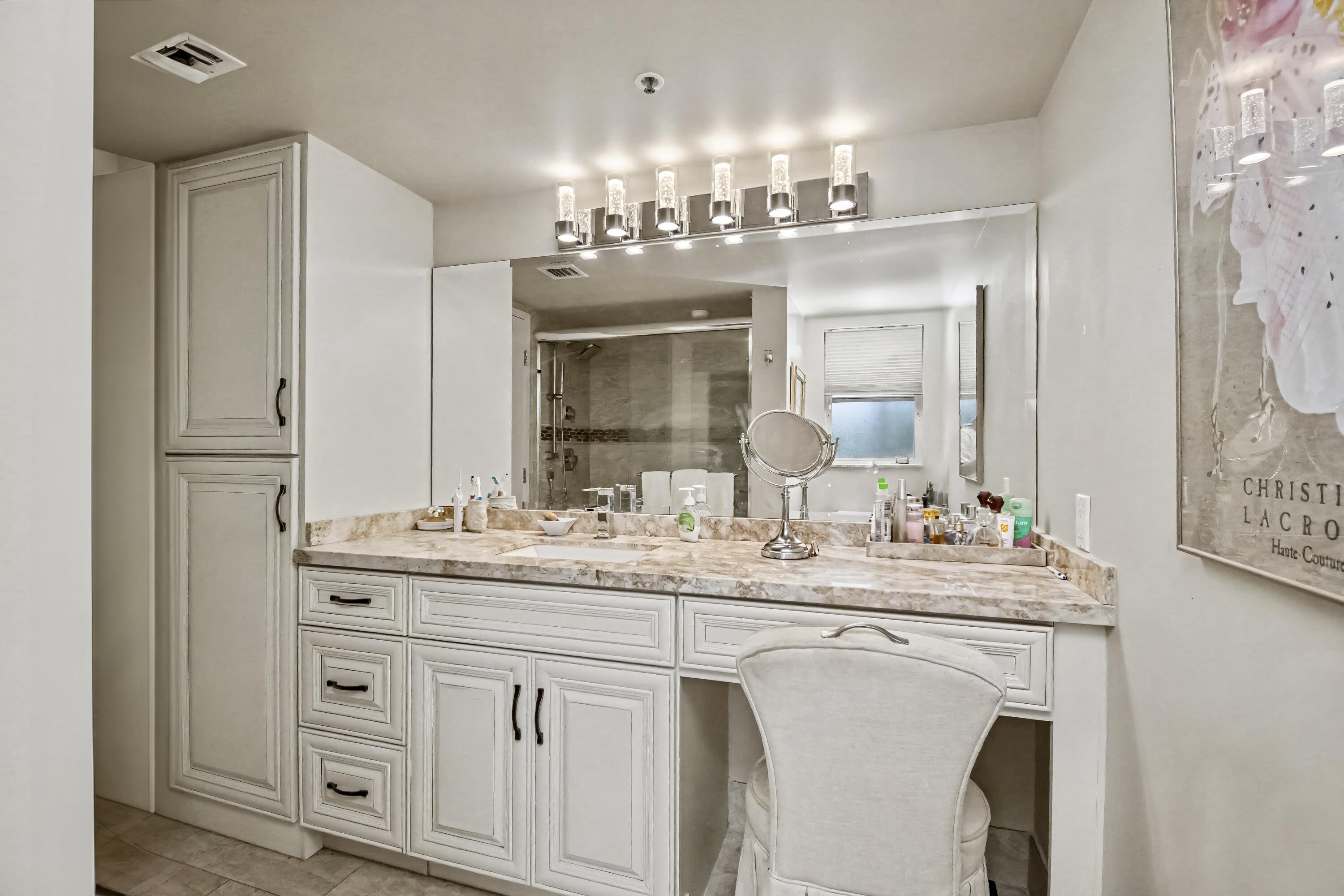 14112 Huntington Pointe Drive 401