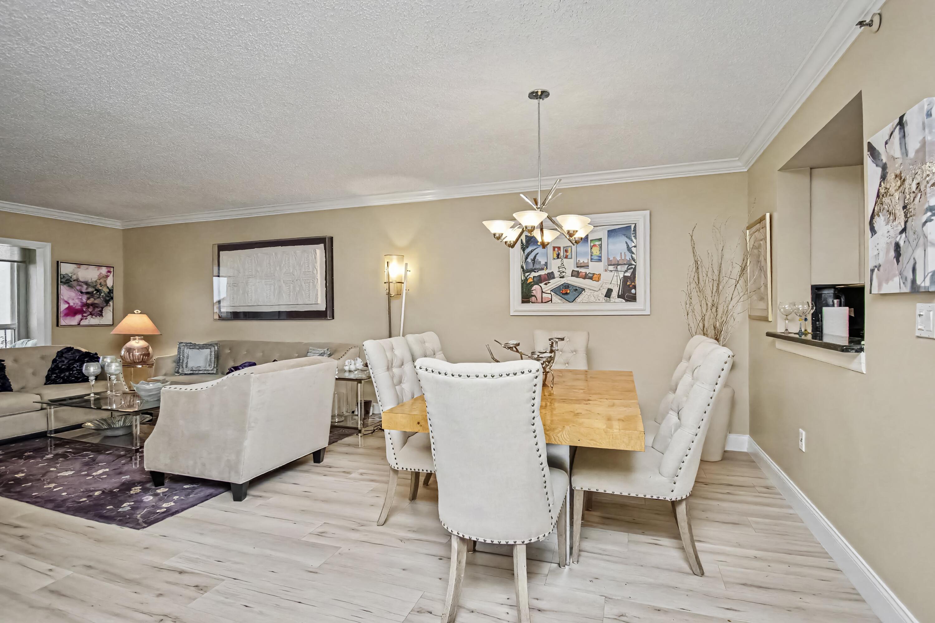 14112 Huntington Pointe Drive 401