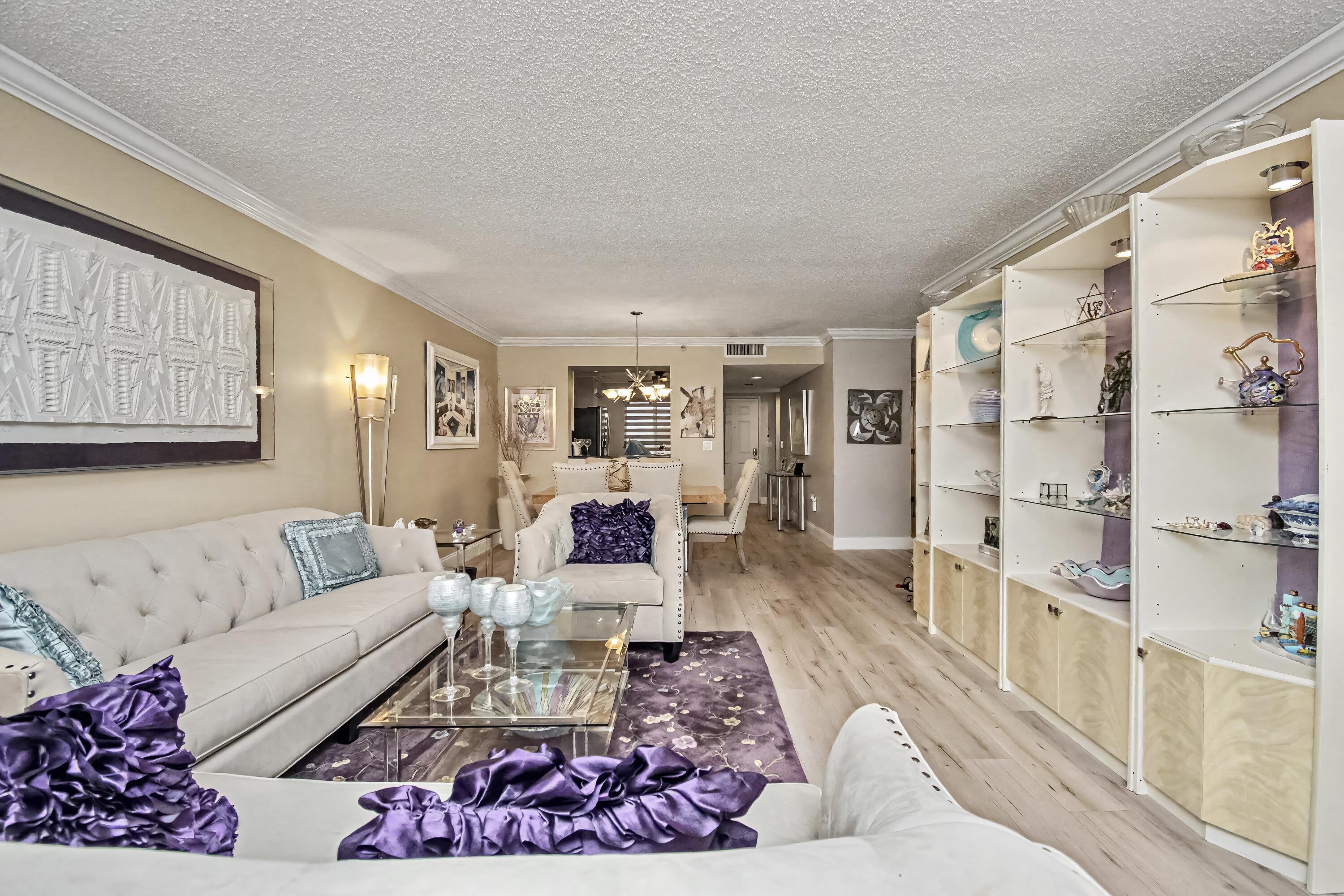 14112 Huntington Pointe Drive 401