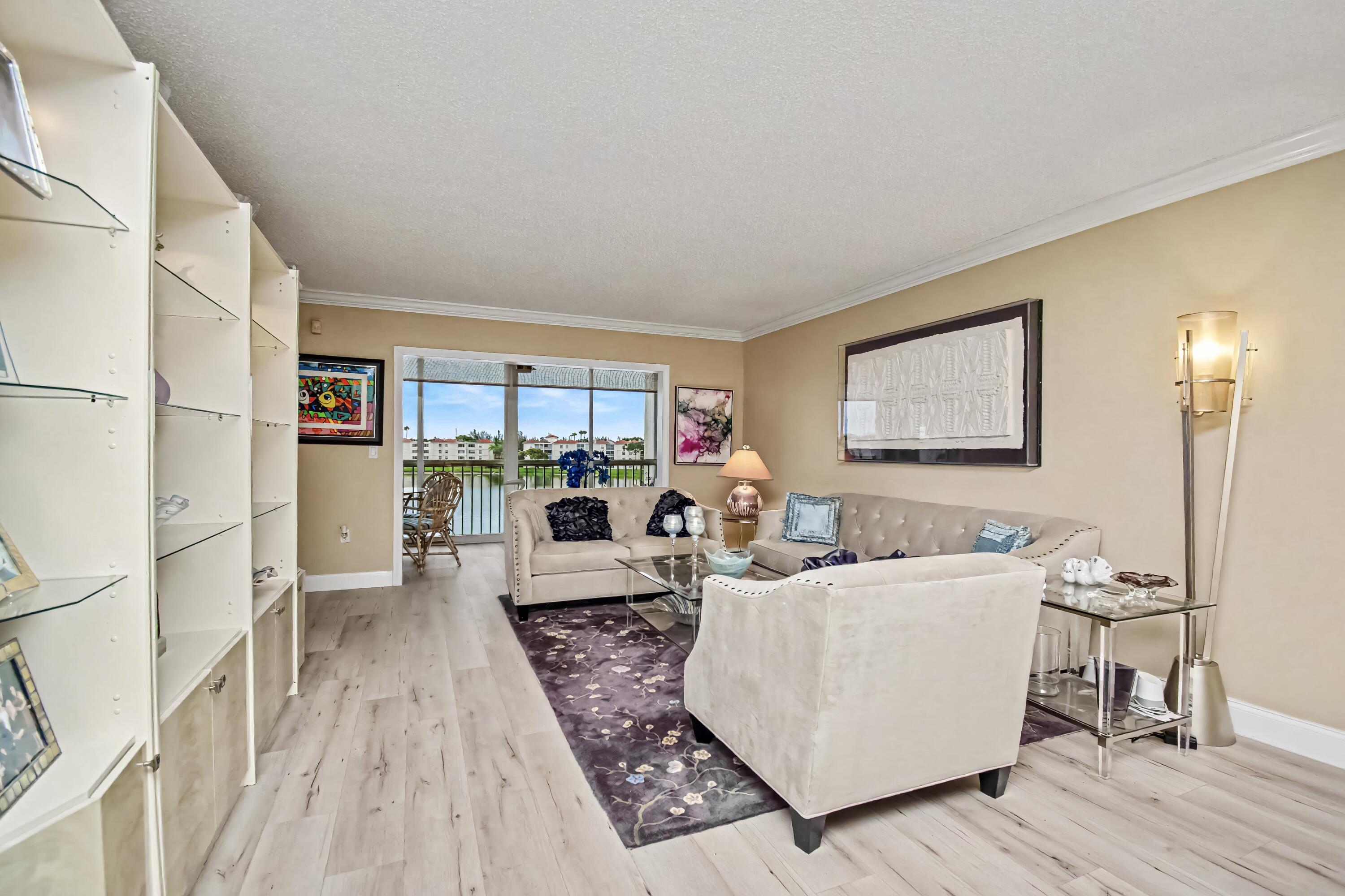 14112 Huntington Pointe Drive 401