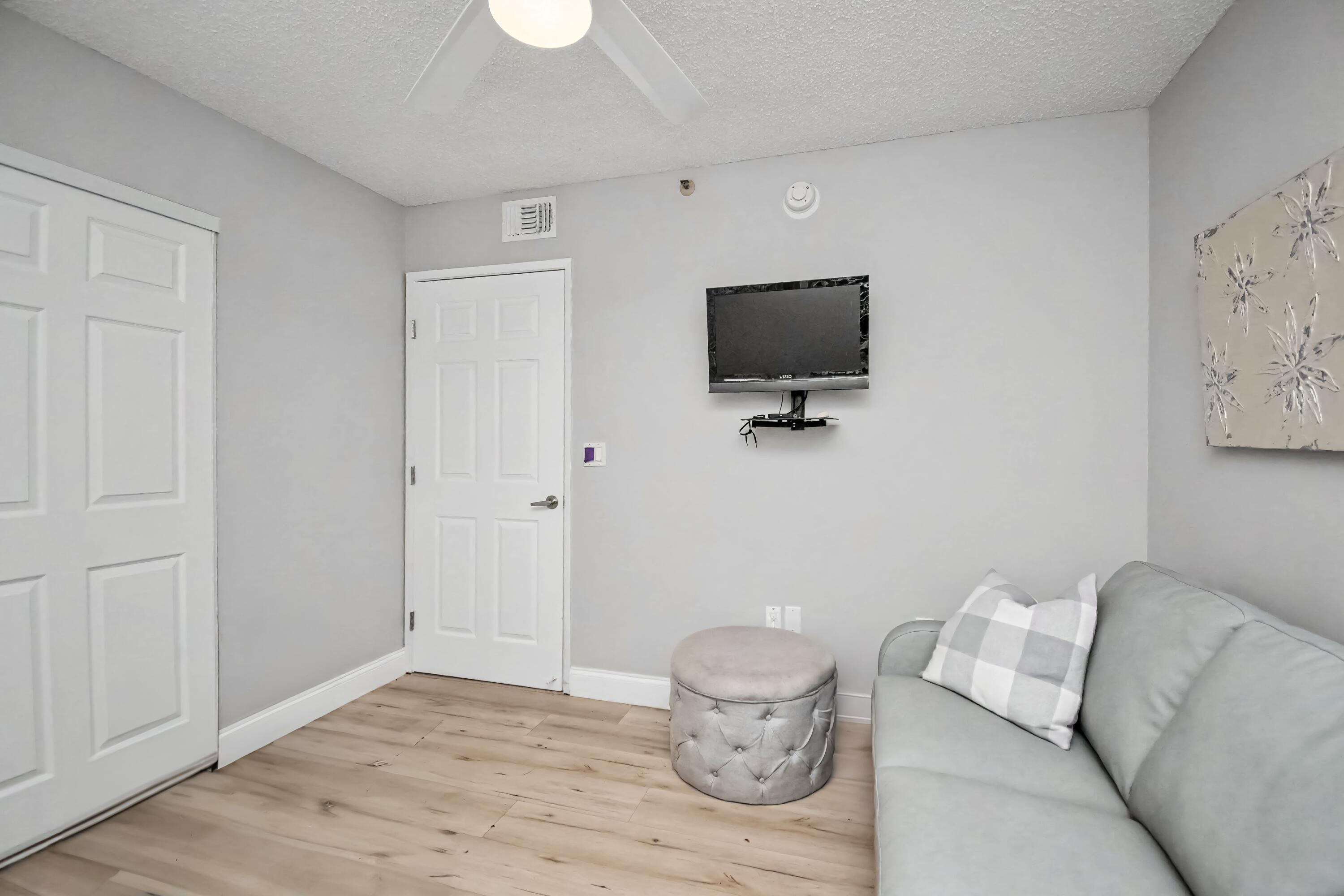 14112 Huntington Pointe Drive 401