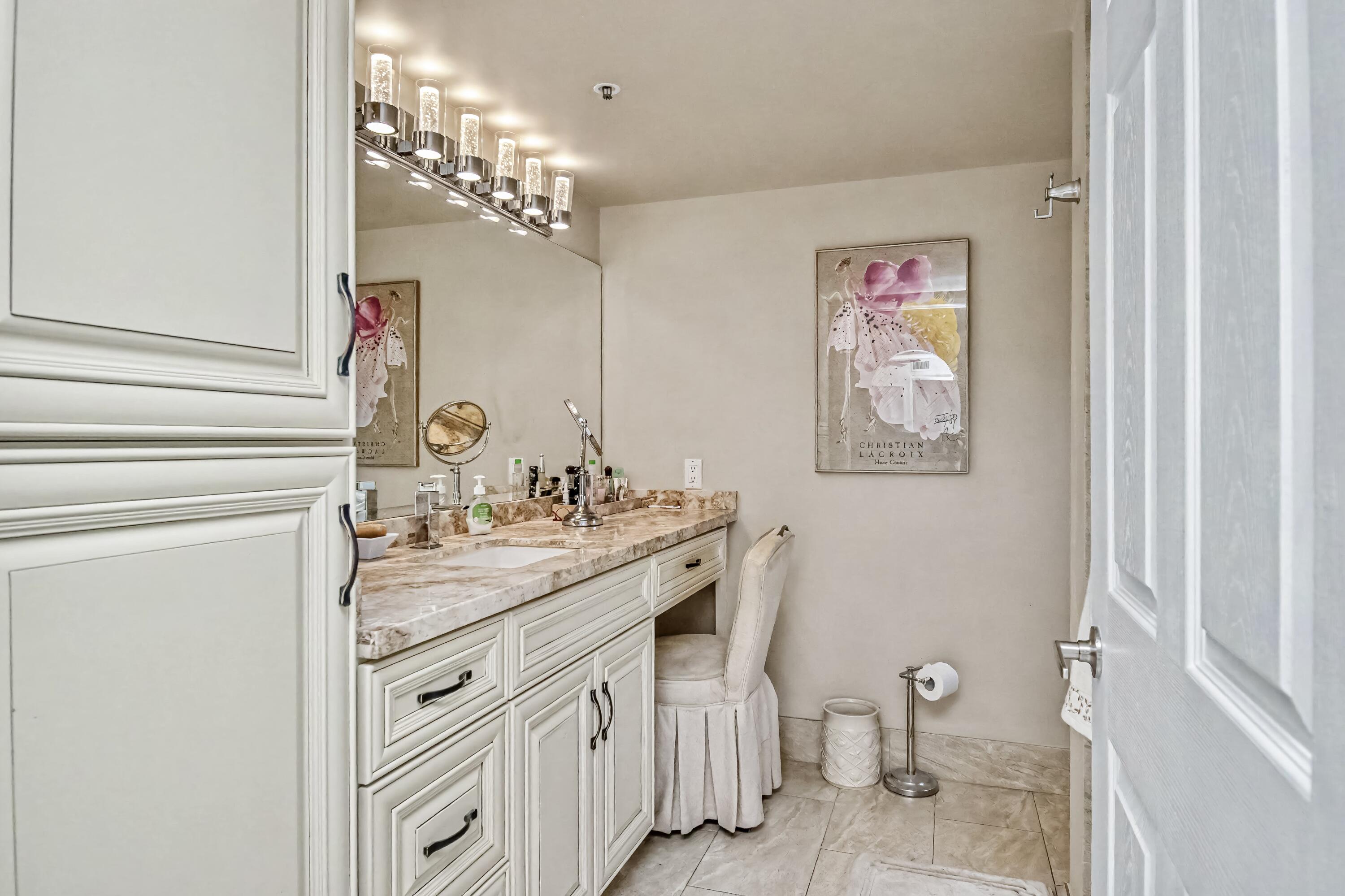 14112 Huntington Pointe Drive 401